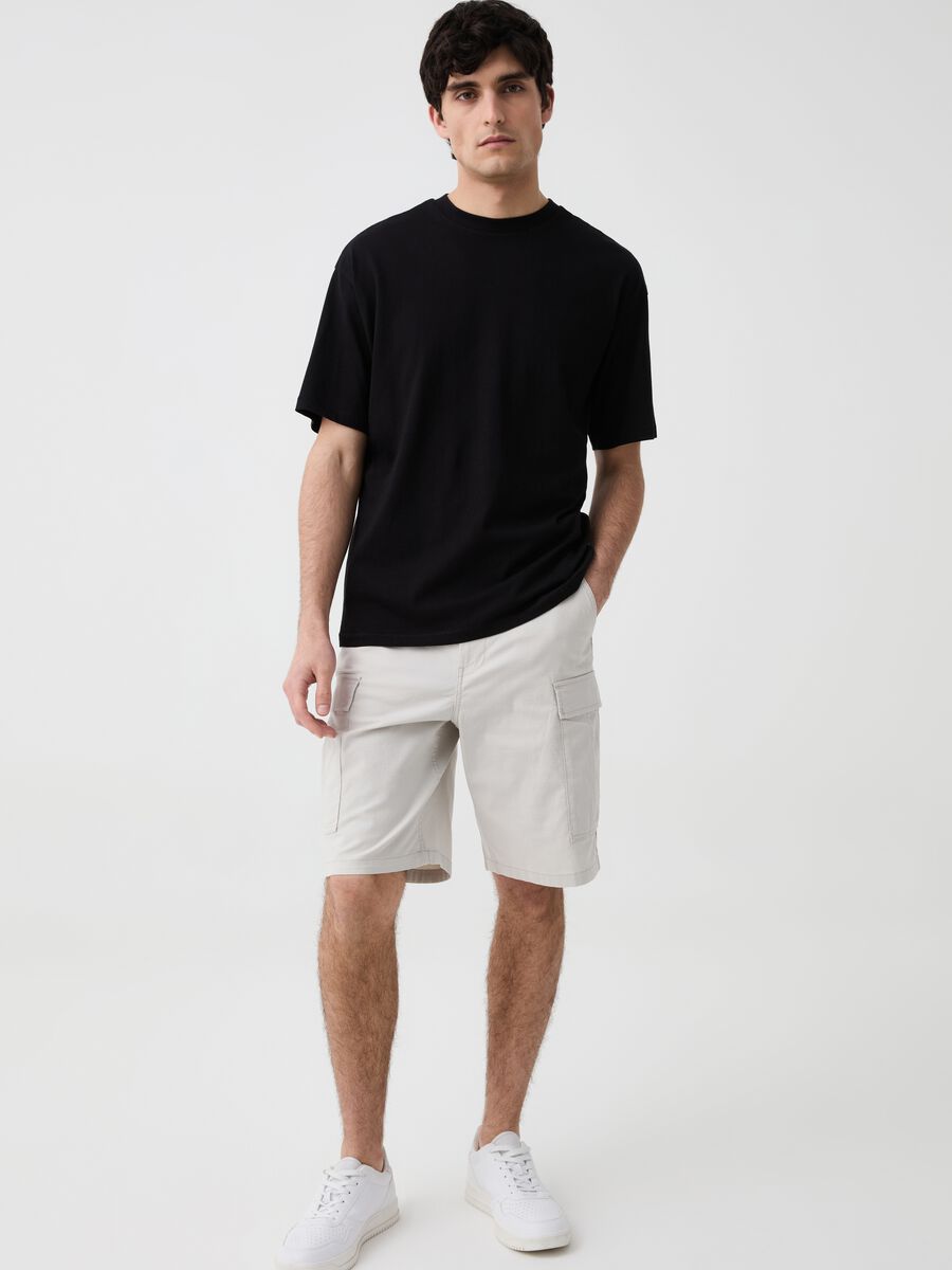 Stretch cargo Bermuda shorts with ripstop weave_0