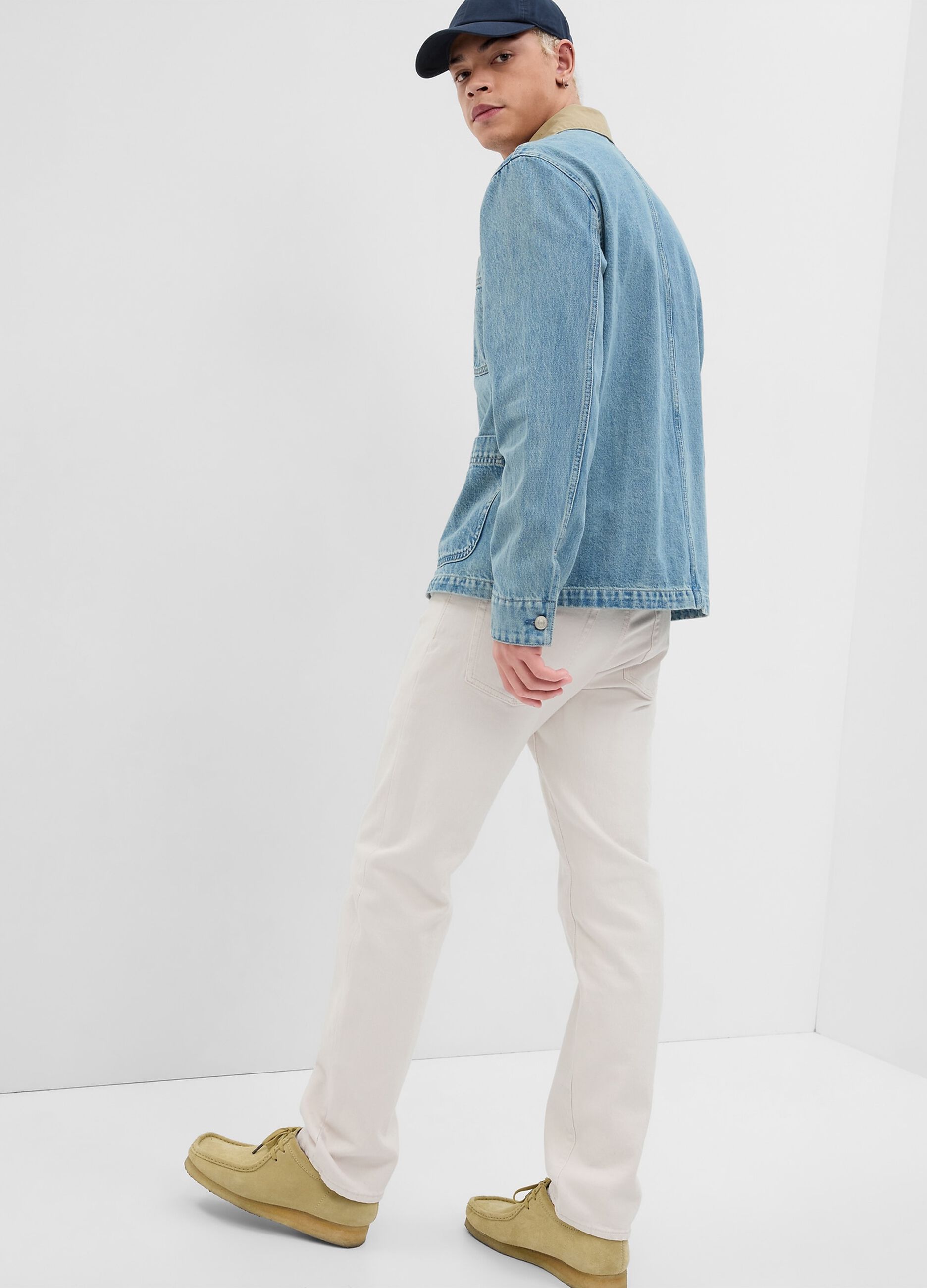 Five-pocket,straight-fit jeans