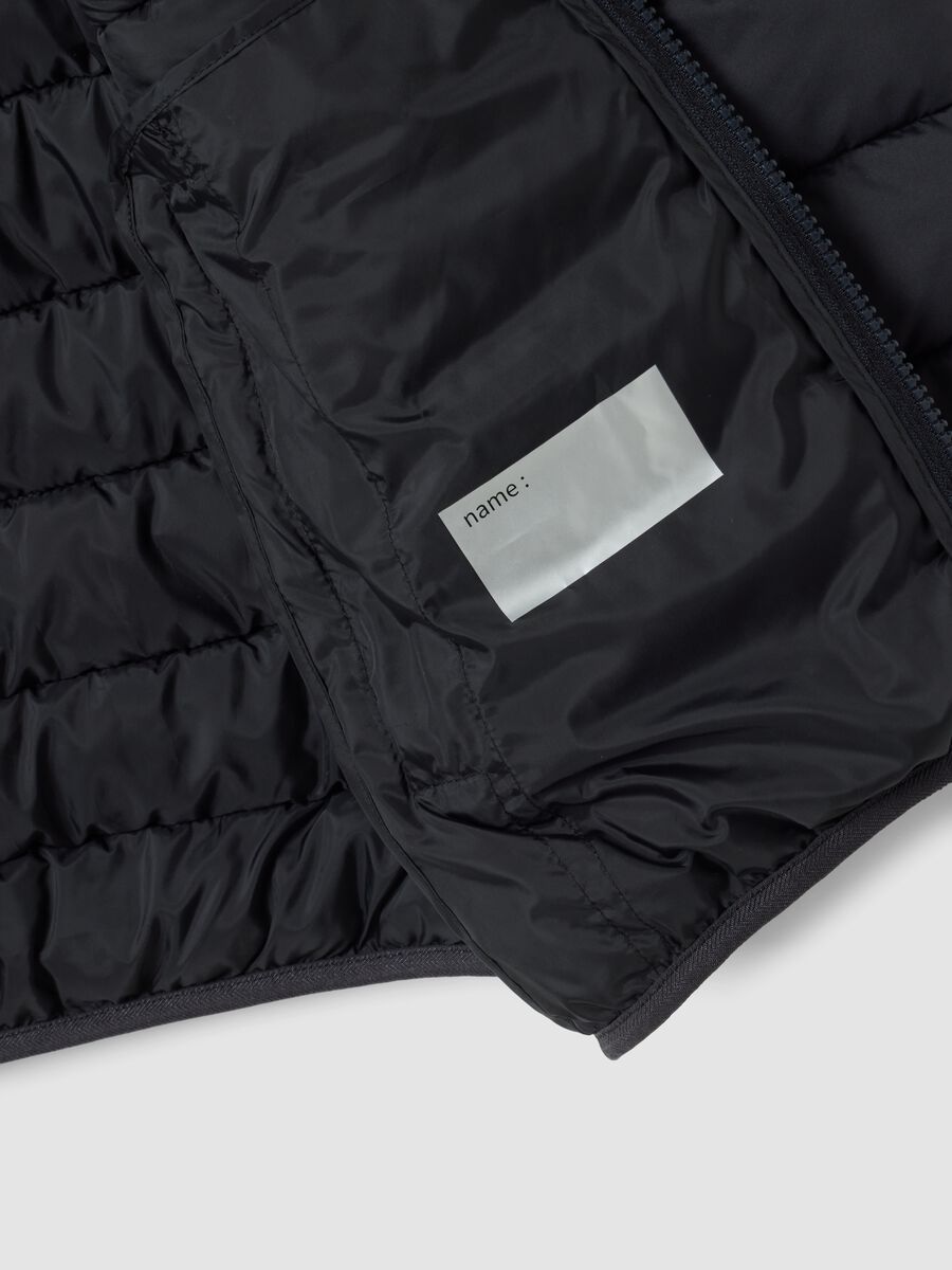 Black Ultralight padded hooded jacket with zip for boys_3
