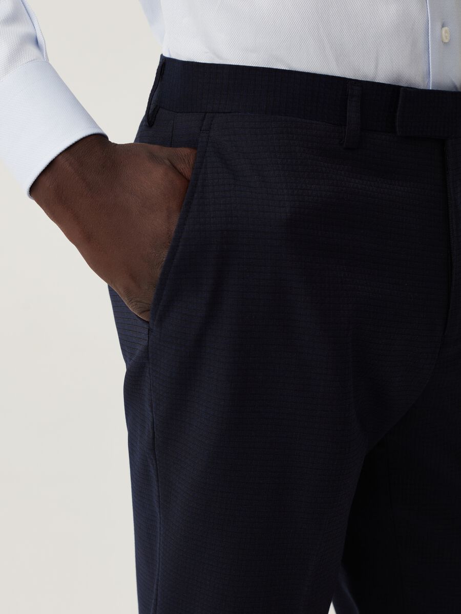 Navy blue slim-fit trousers with check micro weave_3