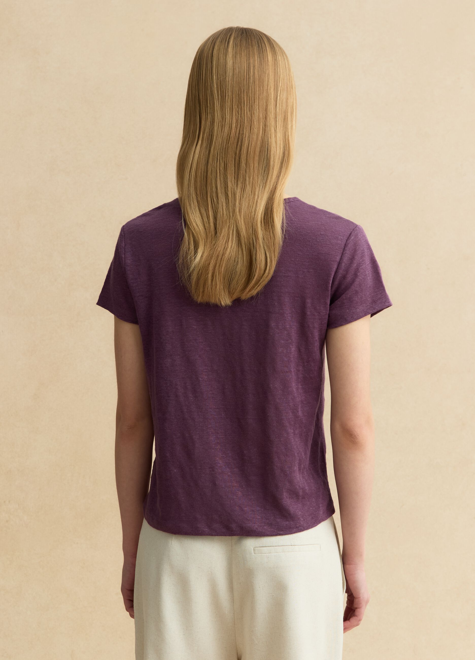 Violettes Kurzarm-T-Shirt aus reinem Leinen, Regular Fit