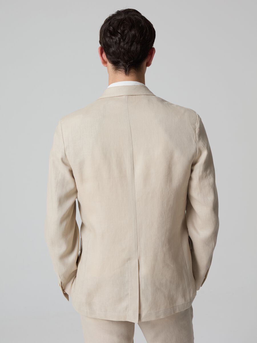 Contemporary single-breasted blazer in linen_2