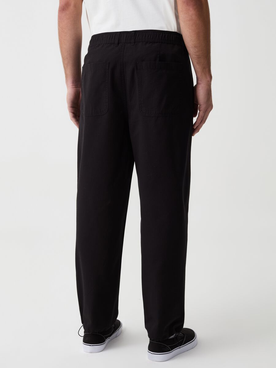 Jogger chino trousers in cotton_2
