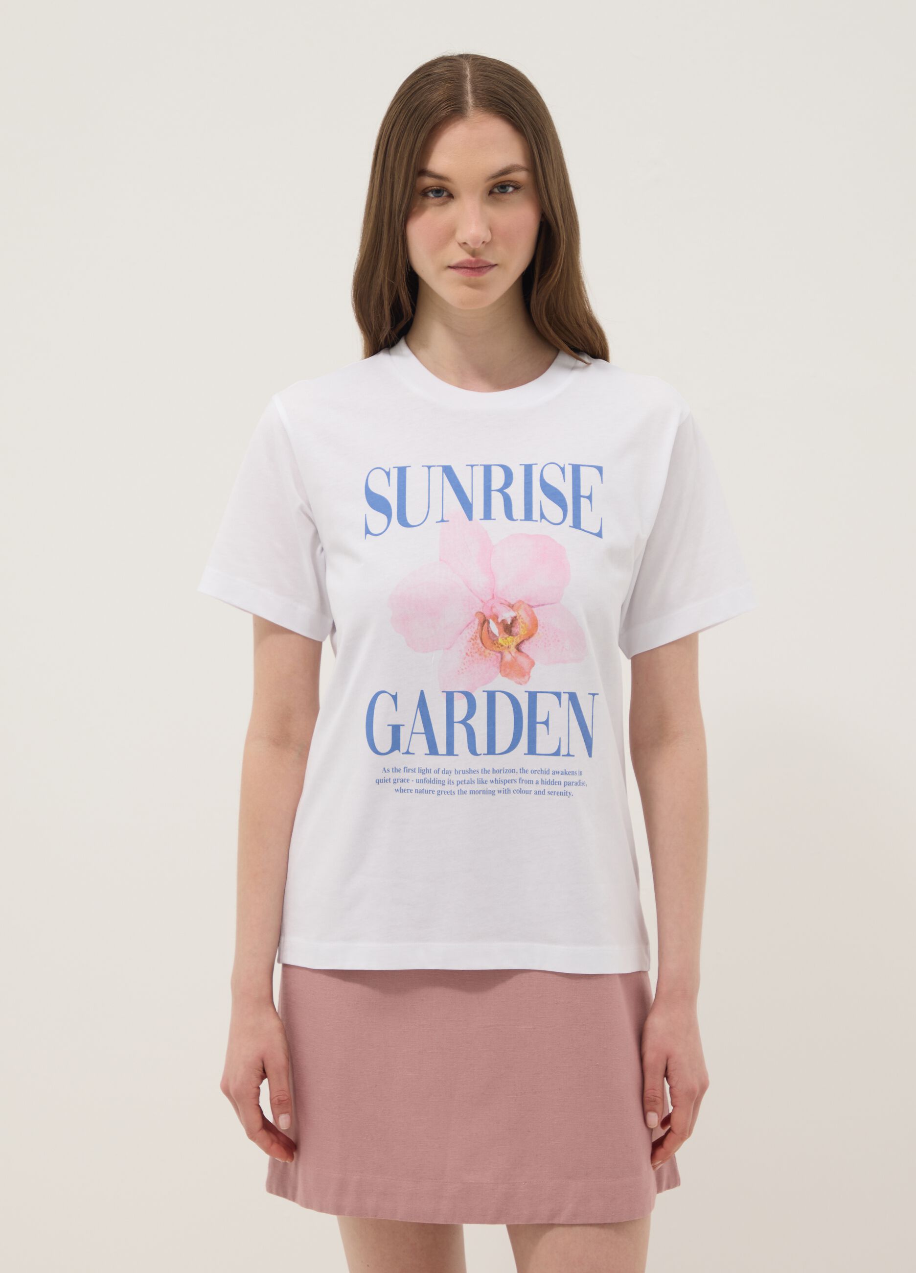 Wei&szlig;es T-Shirt aus reiner Baumwolle mit Blumenprint, Regular Fit