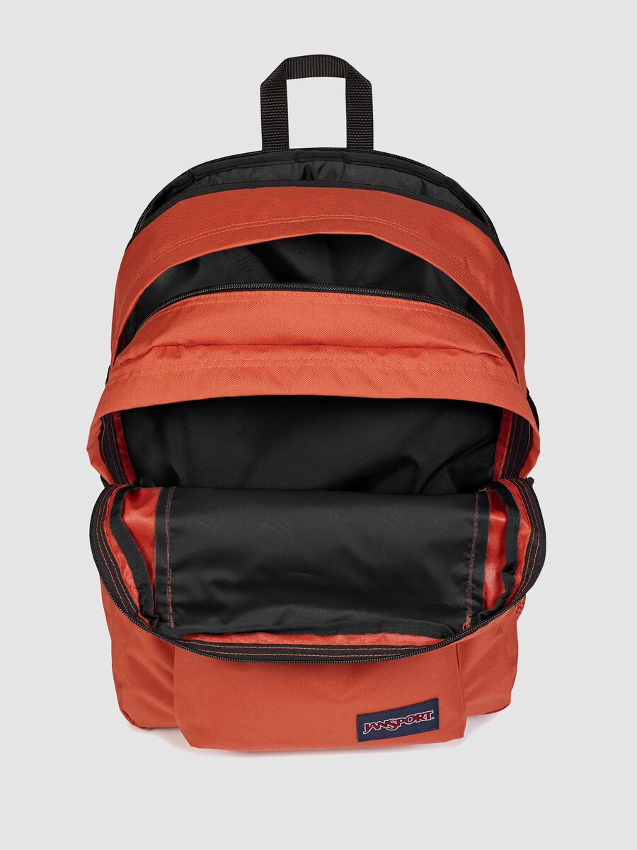 Mochila laranja com bolso frontal e al&ccedil;as ajust&aacute;veis_3