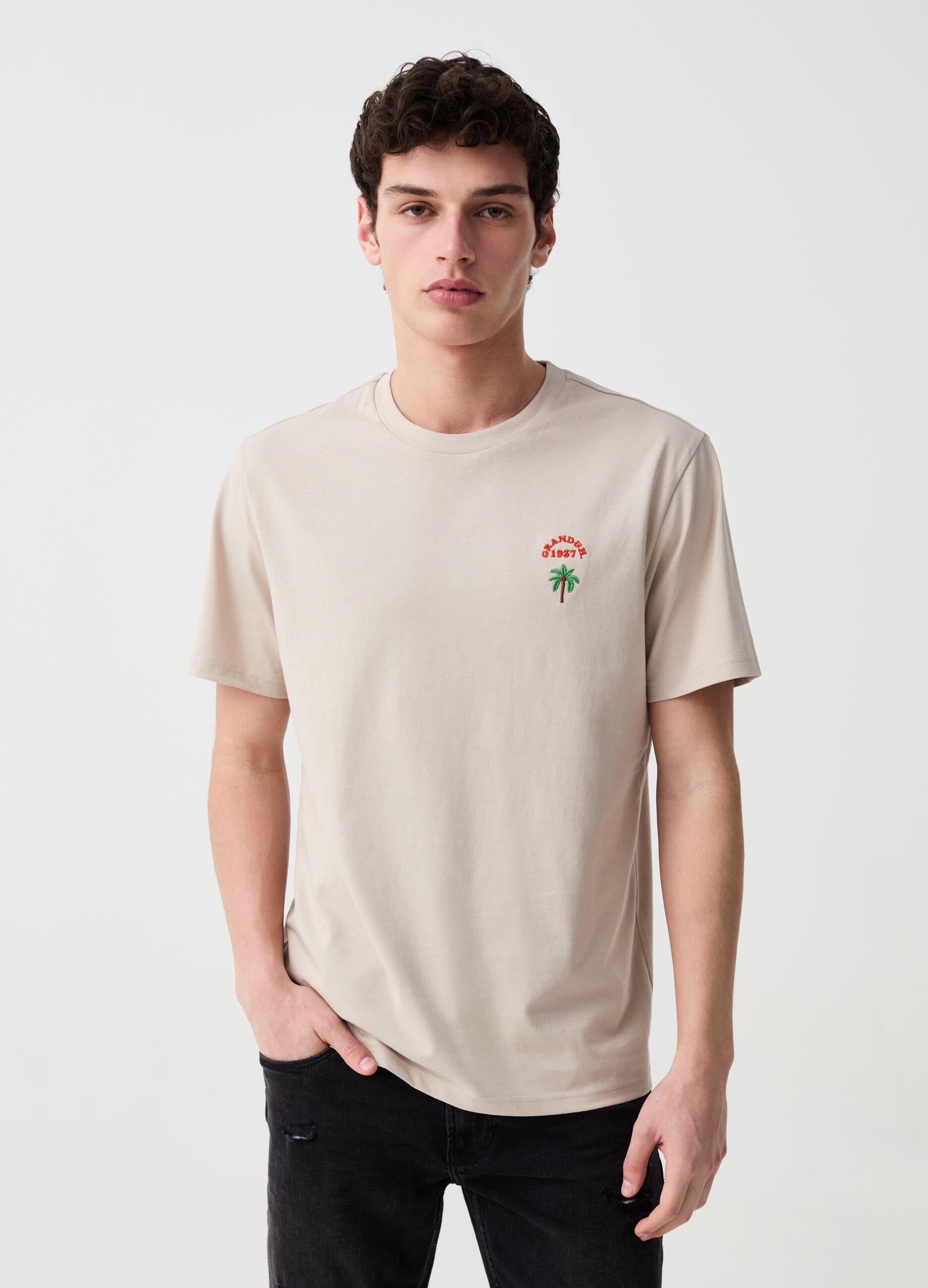 T-shirt with logo embroidery and palm