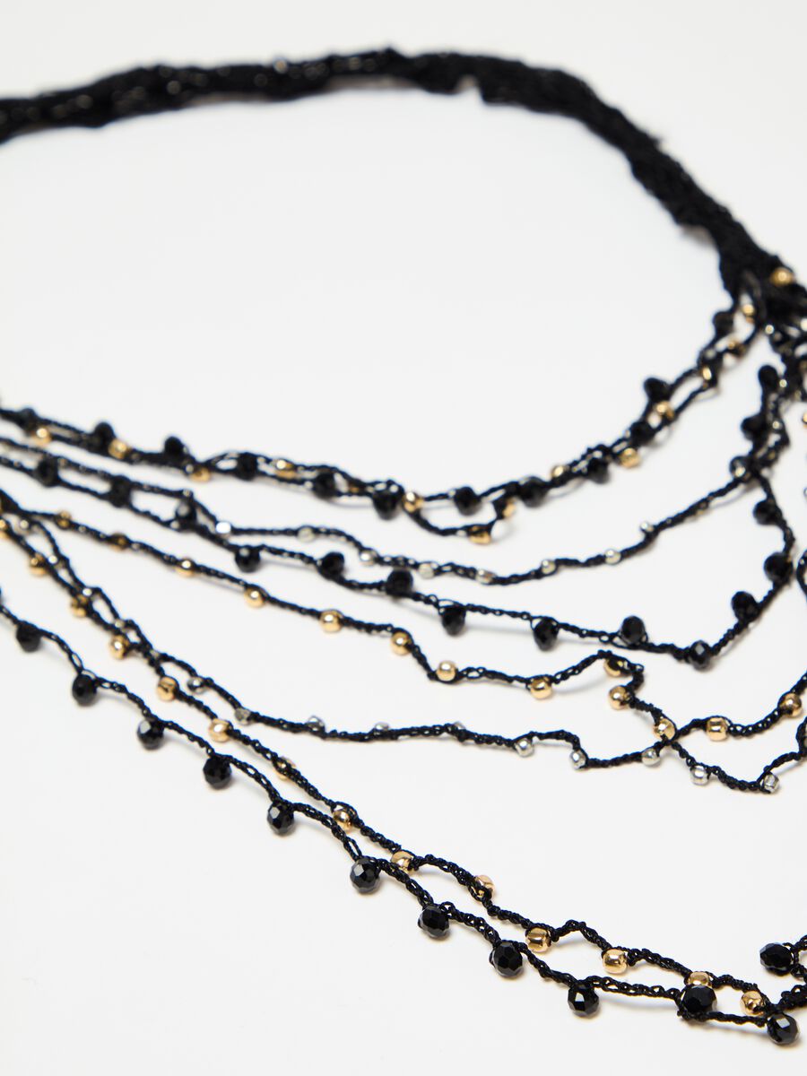 Long necklace with multi-string mesh_1