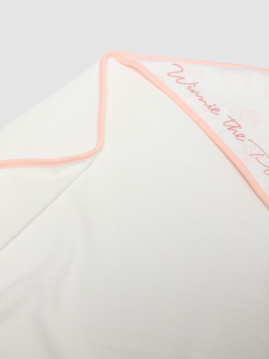 Albornoz blanco para beb&eacute; ni&ntilde;a de mezcla de algod&oacute;n org&aacute;nico con Winnie the Pooh_2