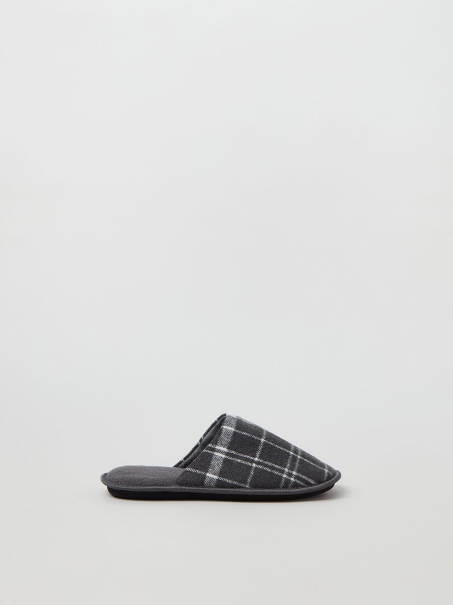Slippers with check pattern_0