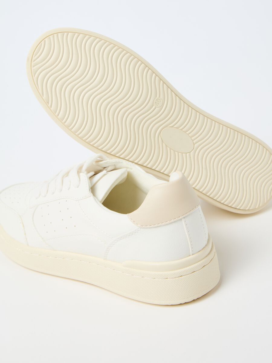 Essential lace-up sneakers_2