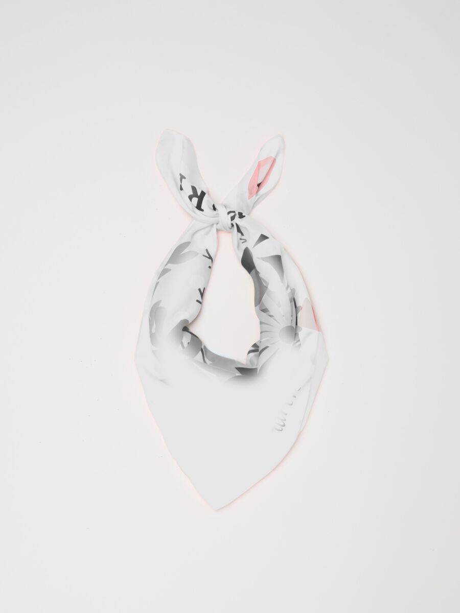 Light scarf in pure multicoloured viscose with floral pattern_0