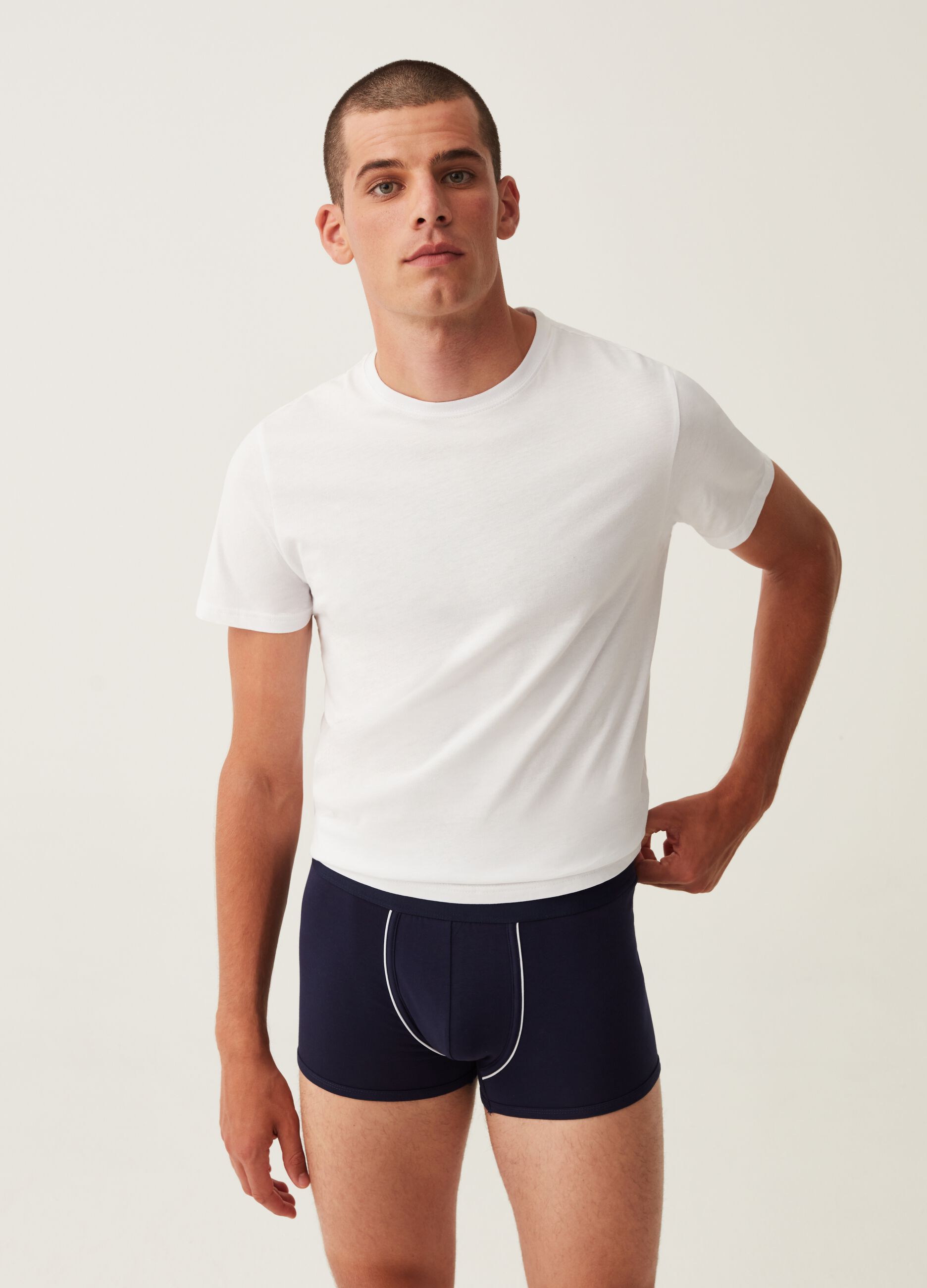Man's Dark Blue Supima cotton boxer shorts with contrasting piping