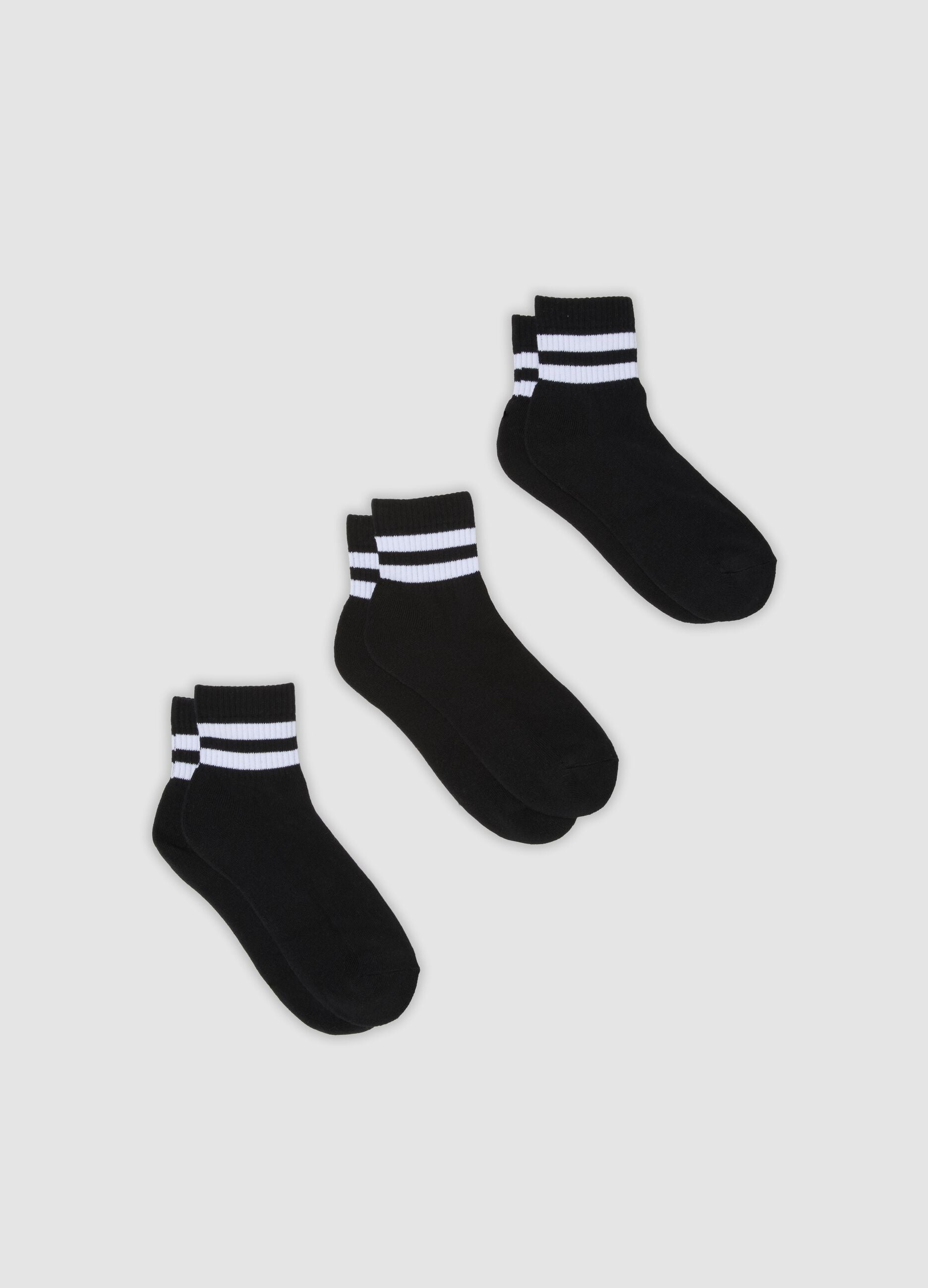 Three-pack of black sports socks in stretch organic cotton