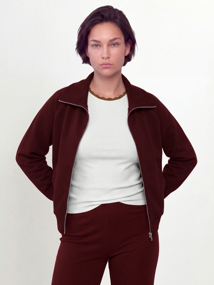 Red stretch-viscose sweatshirt with turtleneck, regular fit_0