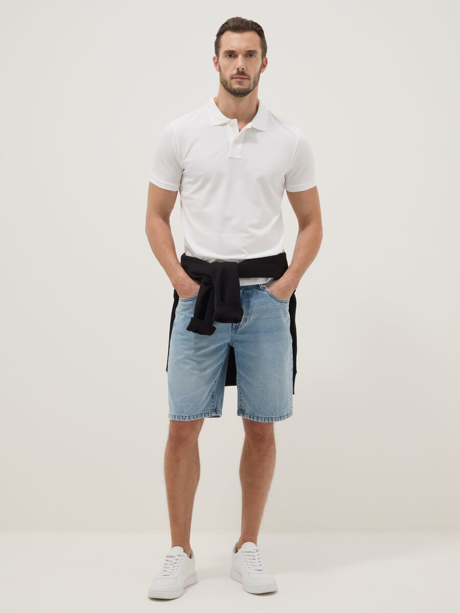 Light blue denim Bermuda shorts in pure cotton, regular fit_0