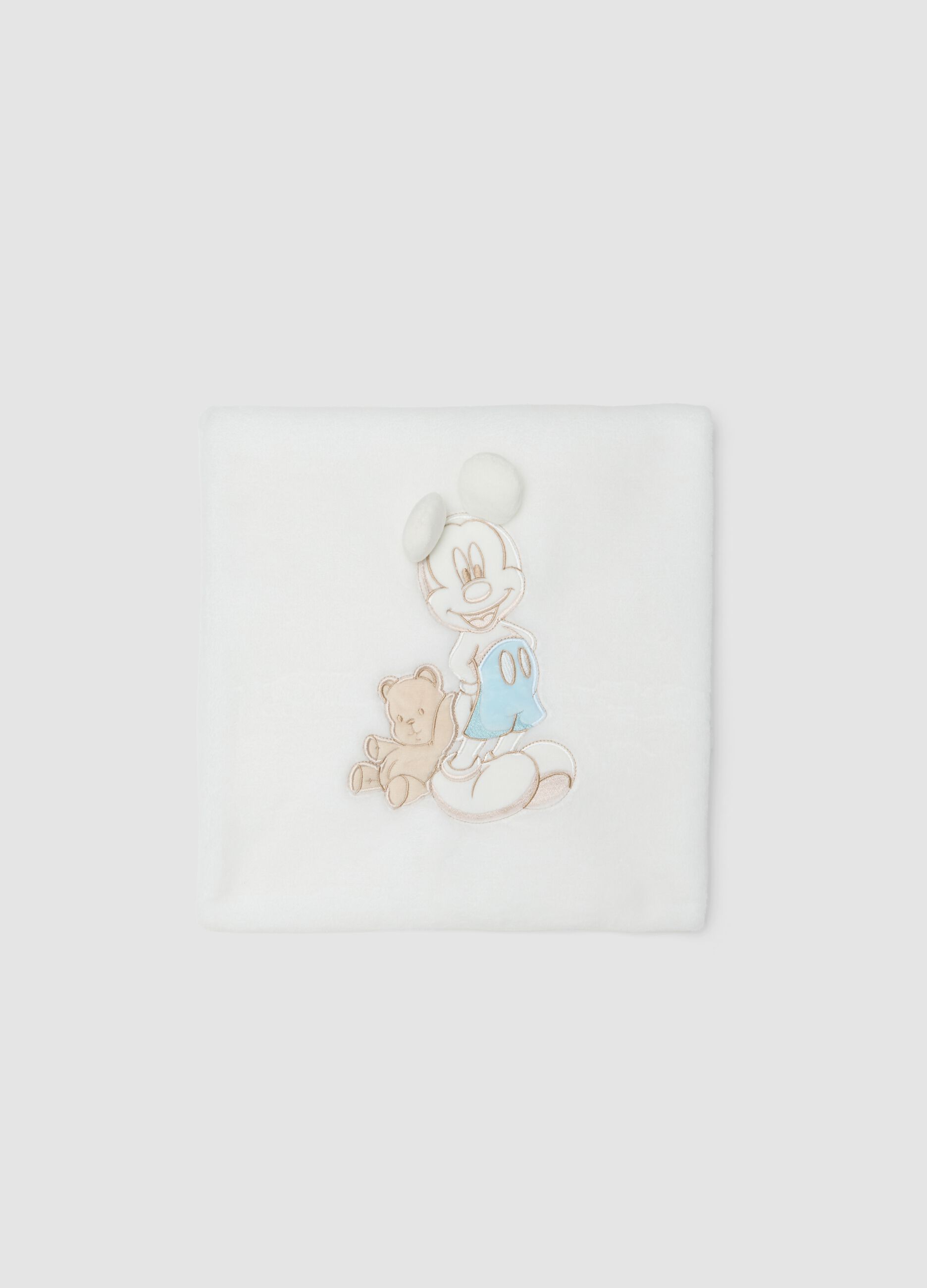 White baby blanket with Mickey & Friends print