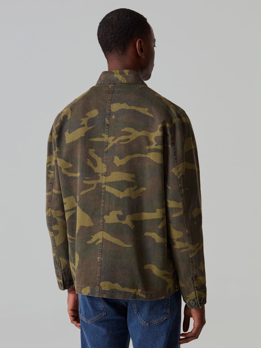 Camouflage shacket with pockets_2