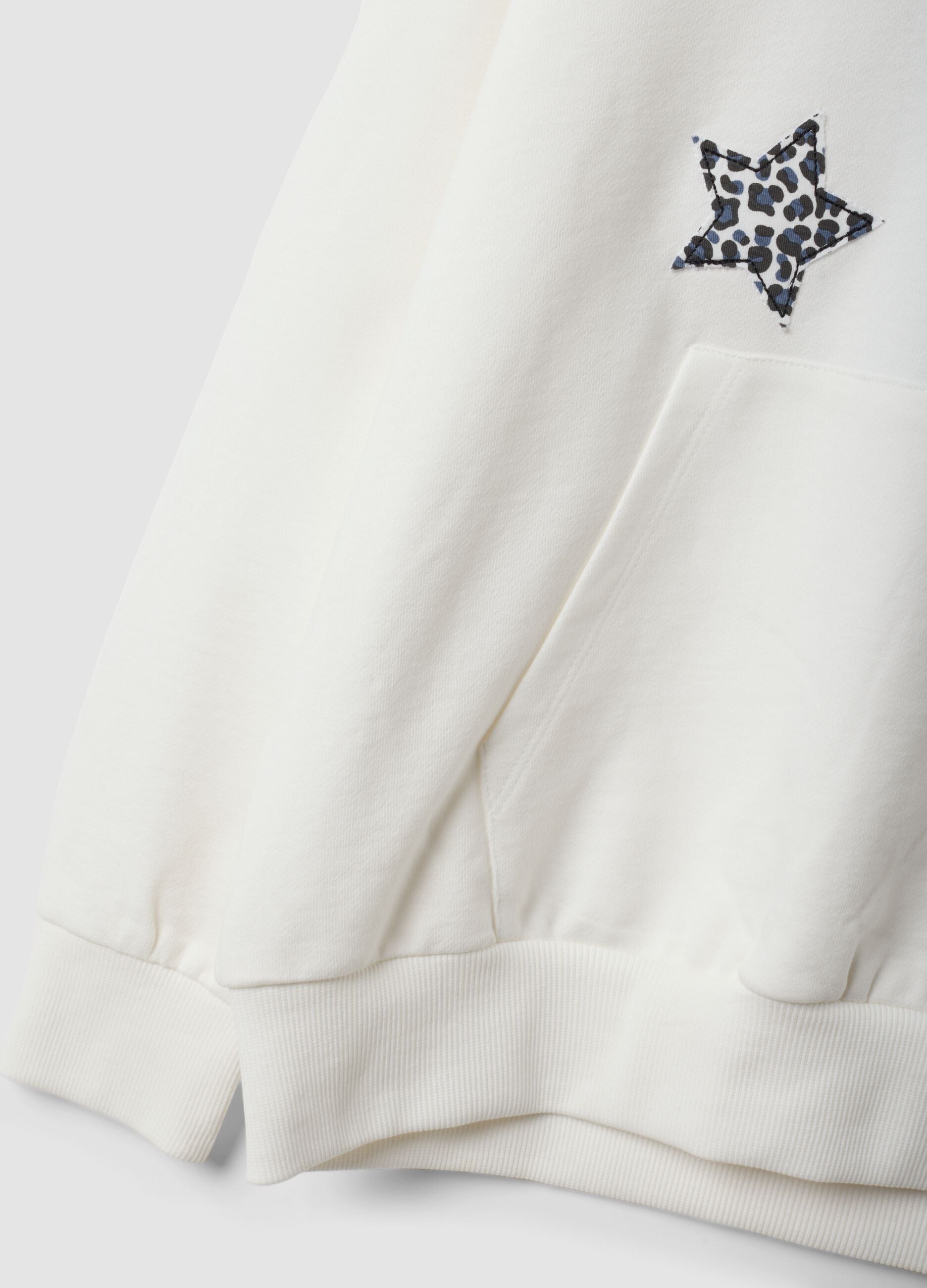 Sweatshirt branca oversized com capuz em puro algod&atilde;o com estampado do Stitch para rapariga