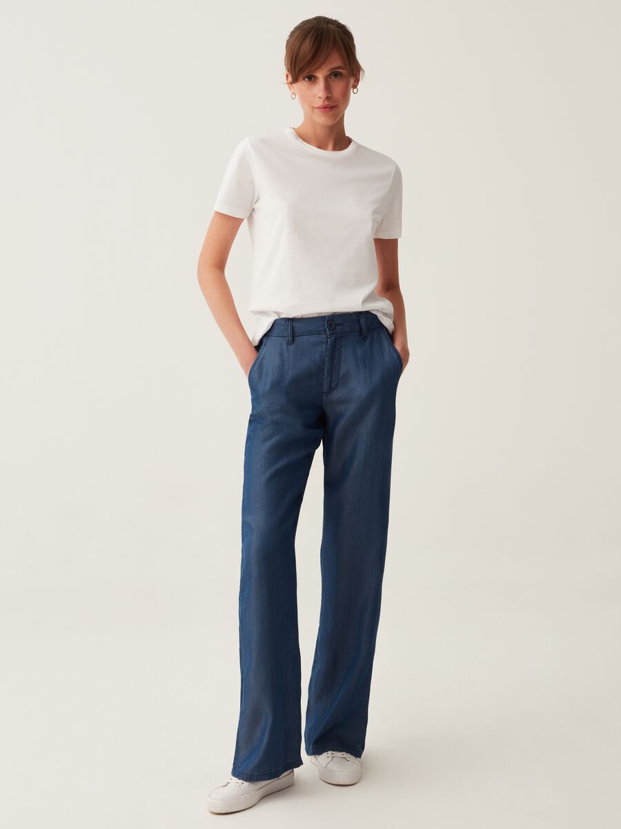 Straight-fit jeans in fluid fabric_0