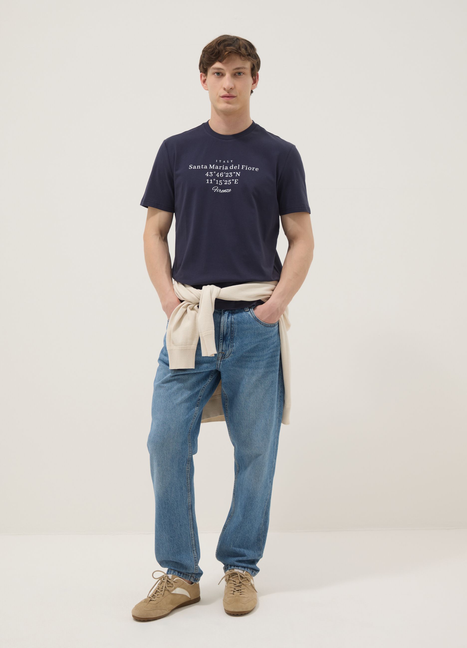 Blaues T-Shirt aus reiner Baumwolle mit kurzen &Auml;rmeln, Regular Fit