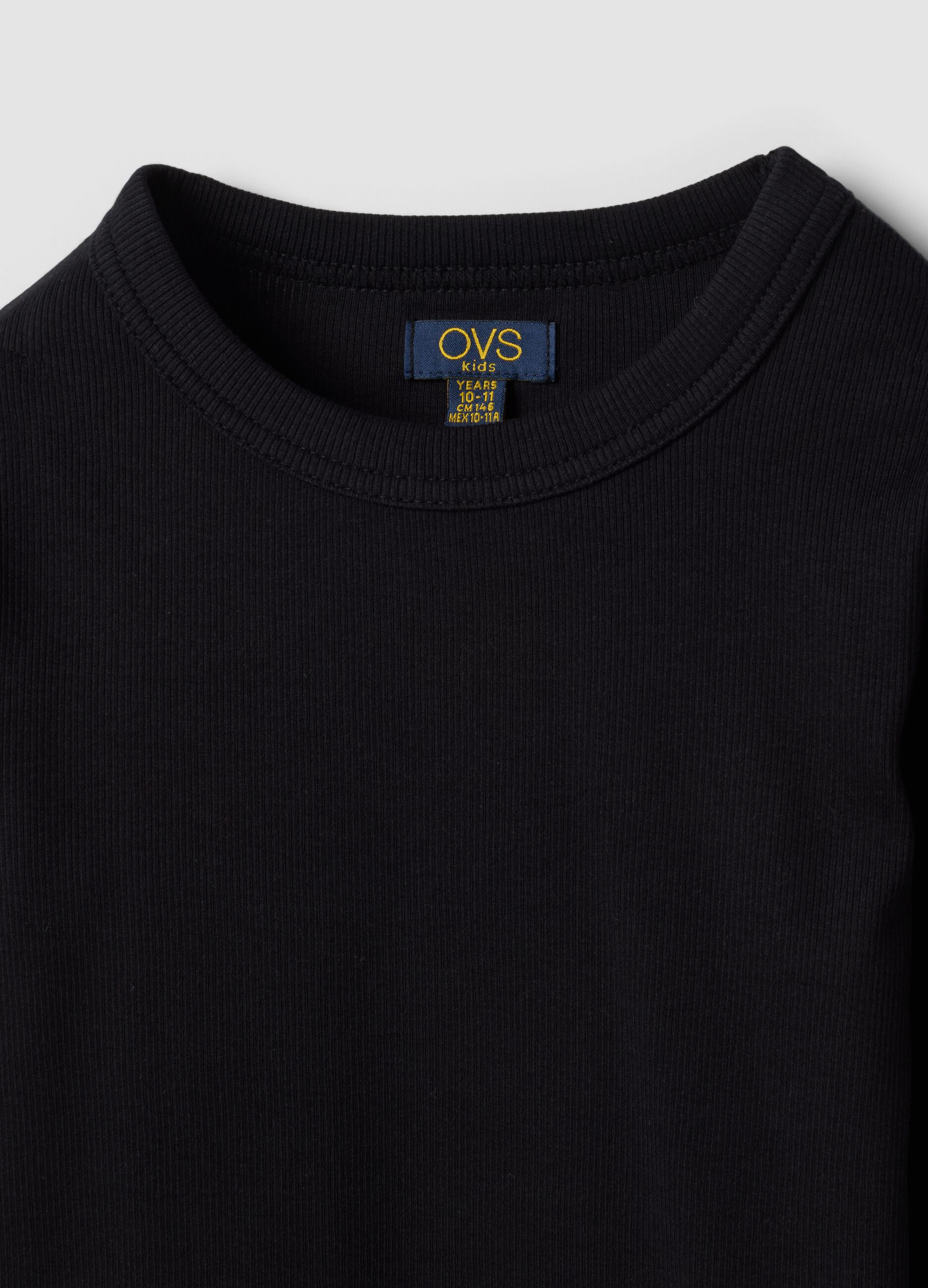 Black stretch organic cotton T-shirt with ribbed neckline