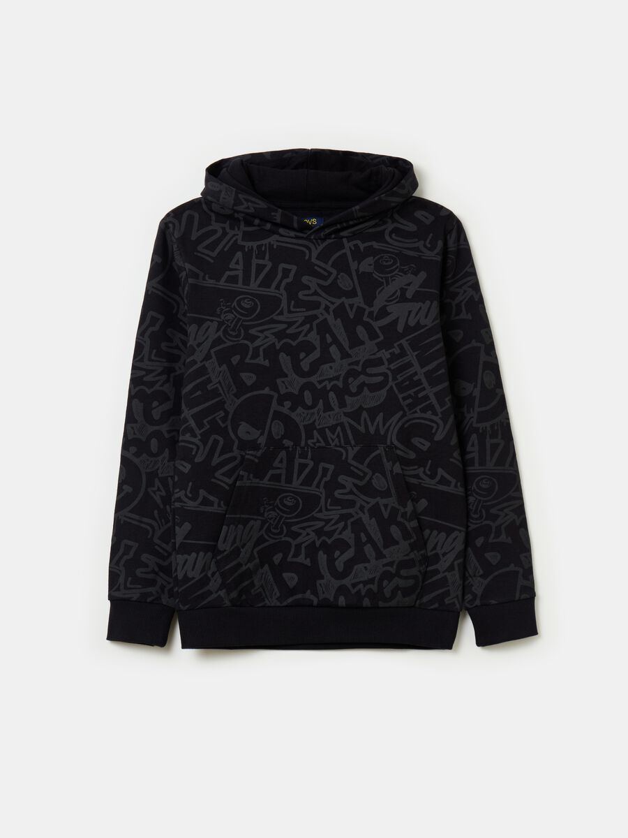 Sweatshirt with hood and skateboard print_0