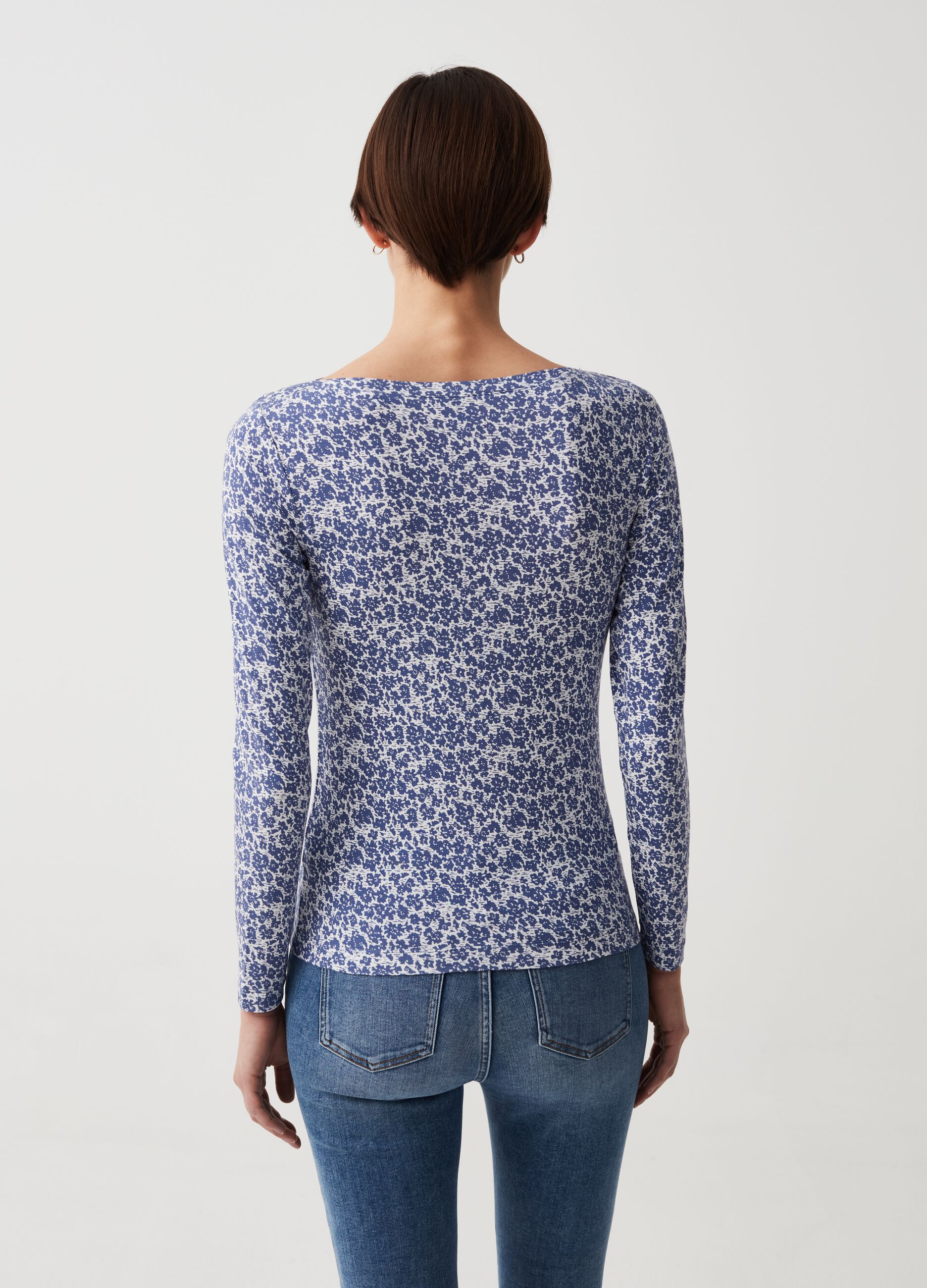 Floral T-shirt with boat neck