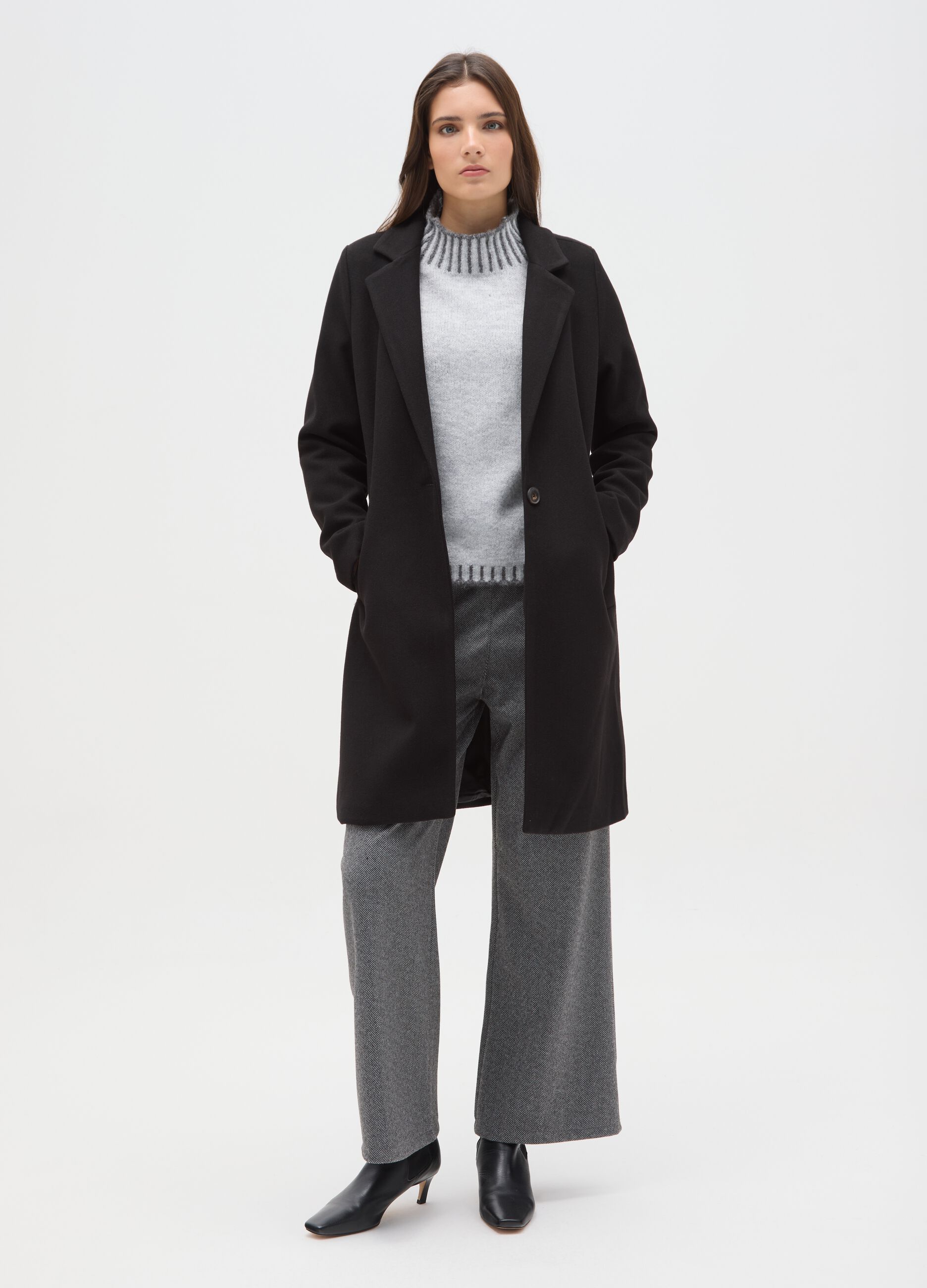 &Mu;&alpha;ύ&rho;&omicron; &Mu;&omicron;&nu;ό&pi;&epsilon;&tau;&omicron; &Pi;&alpha;&lambda;&tau;ό &Kappa;&alpha;&nu;&omicron;&nu;&iota;&kappa;ή &Gamma;&rho;&alpha;&mu;&mu;ή