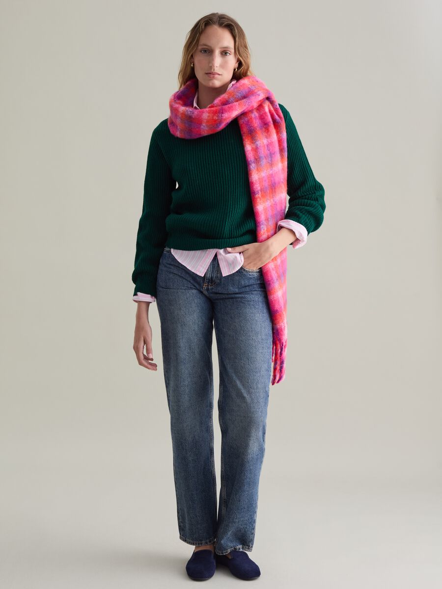 Ribbed pullover with round neckline_1