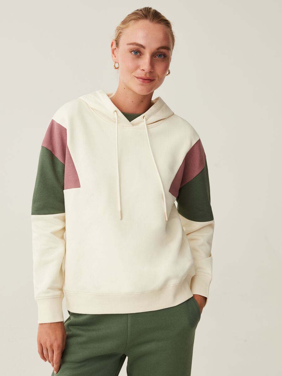 Hoodie with colour block inserts_0