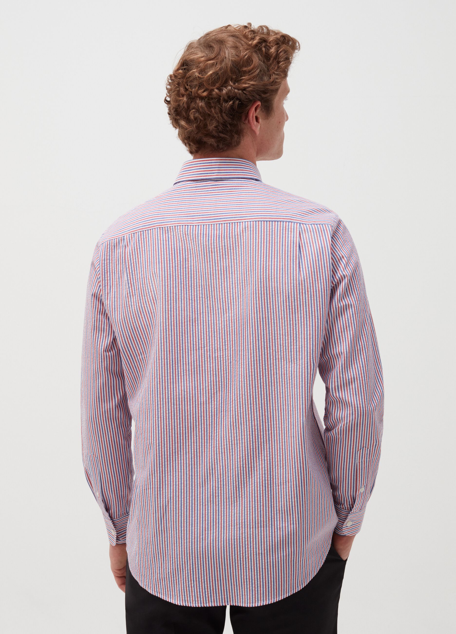 Camisa de algodón de rayas con bolsillo pequeño