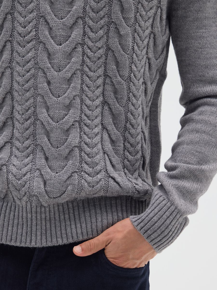 Grey turtleneck regular fit with jacquard pattern_3