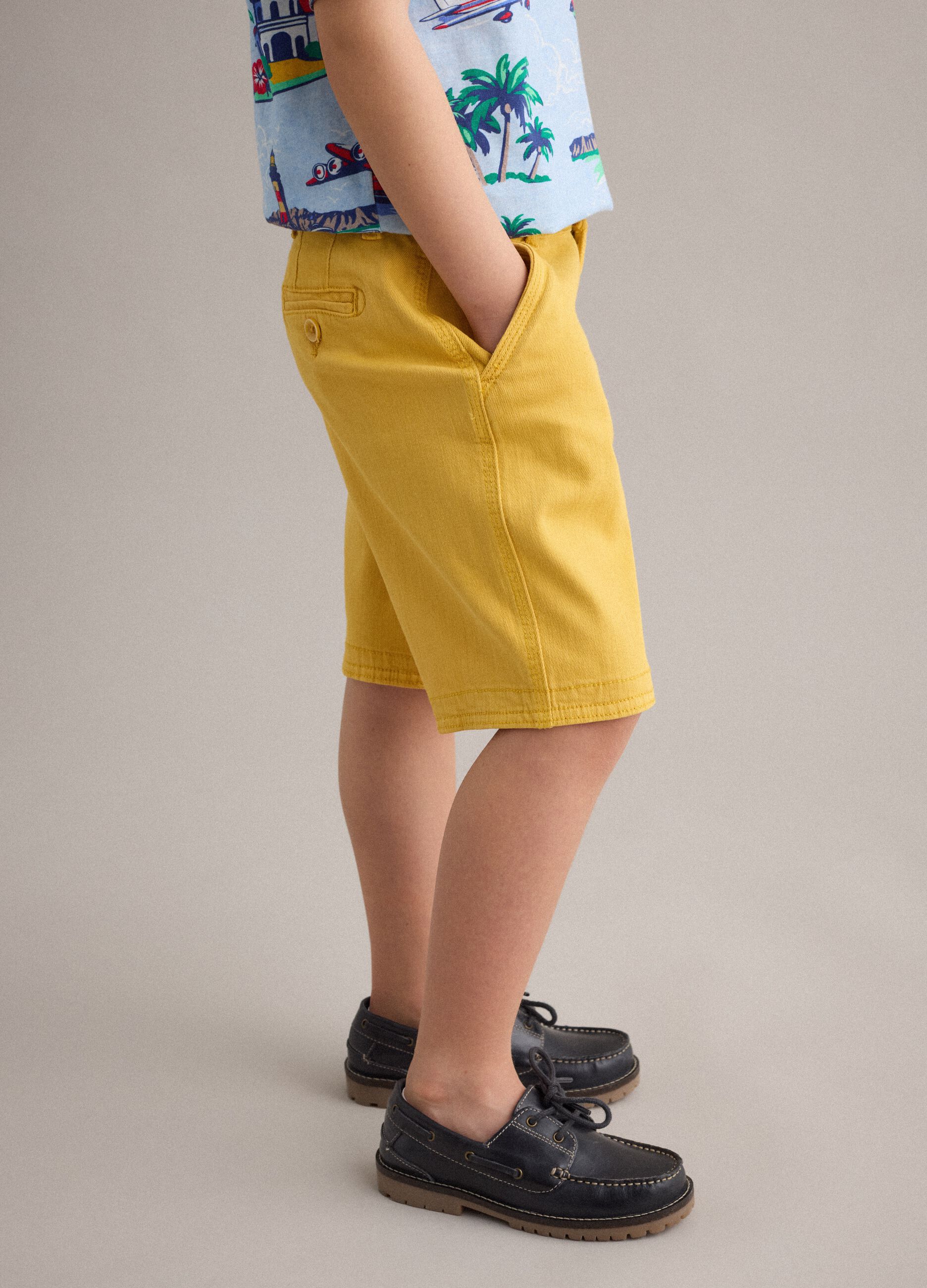 Boys' yellow cargo baggy shorts in stretch cotton