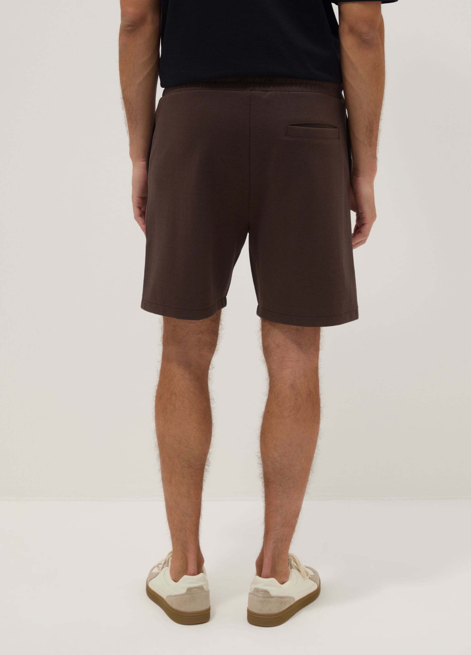 Braune Regular-Fit-Shorts aus Baumwollmischung mit Tunnelzug