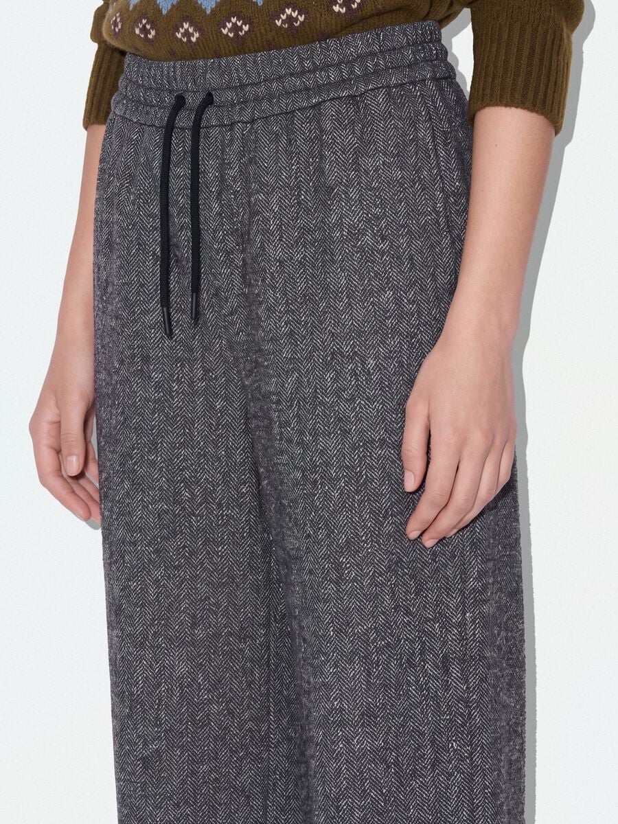 Grey stretch viscose-blend wide-leg joggers with pattern_3