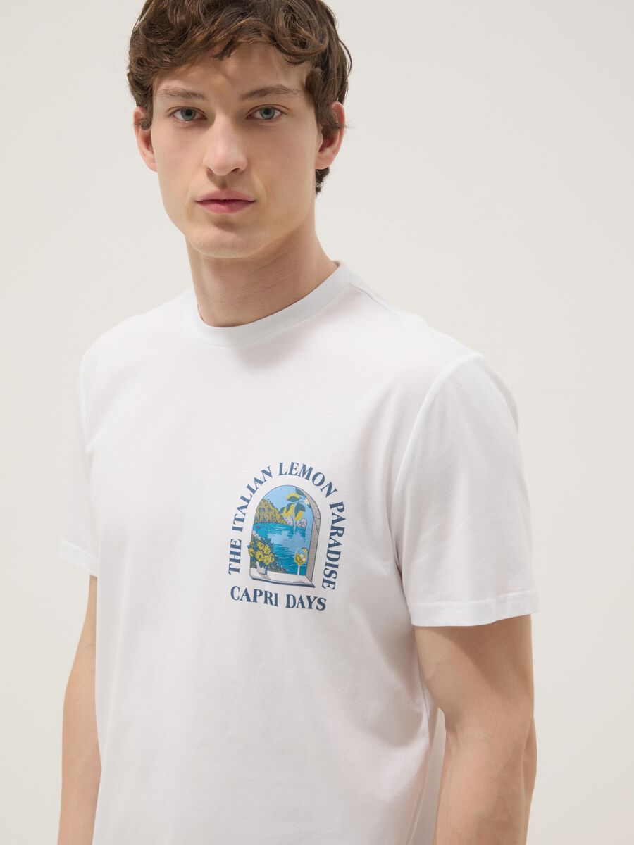 Wei&szlig;es T-Shirt aus reiner Baumwolle mit Print, Regular Fit_0