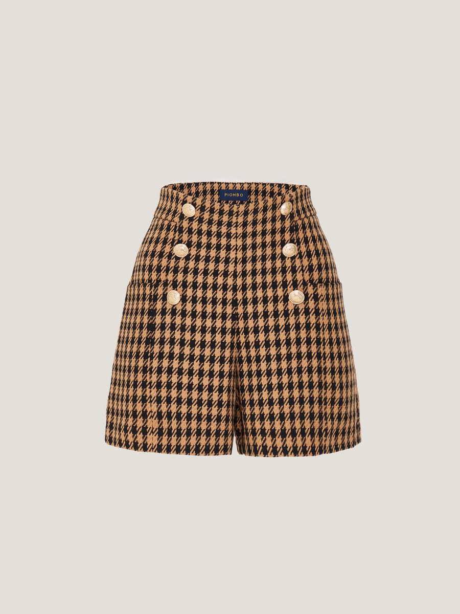 Houndstooth shorts with golden buttons_0