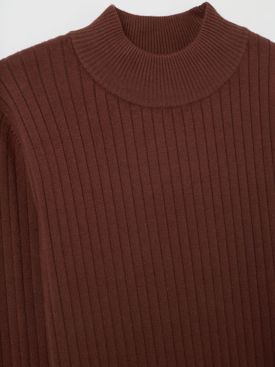 Brown high-neck sweater in viscose and polyamide blend_5