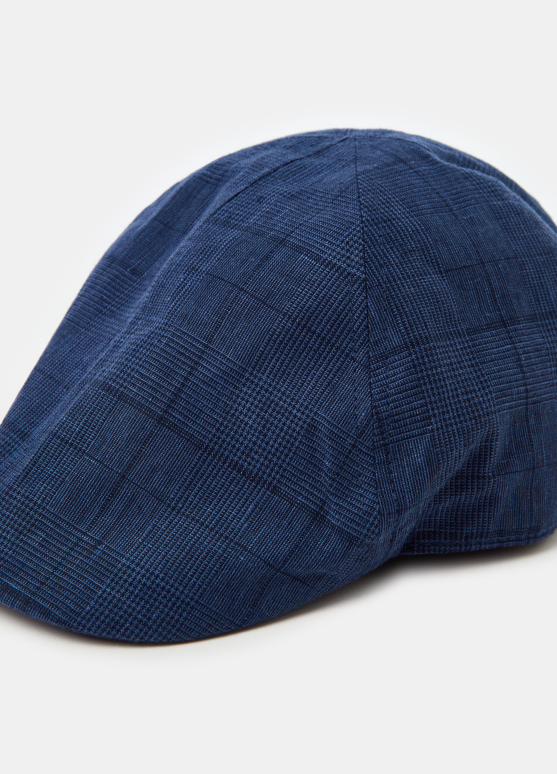 Houndstooth flat cap in linen