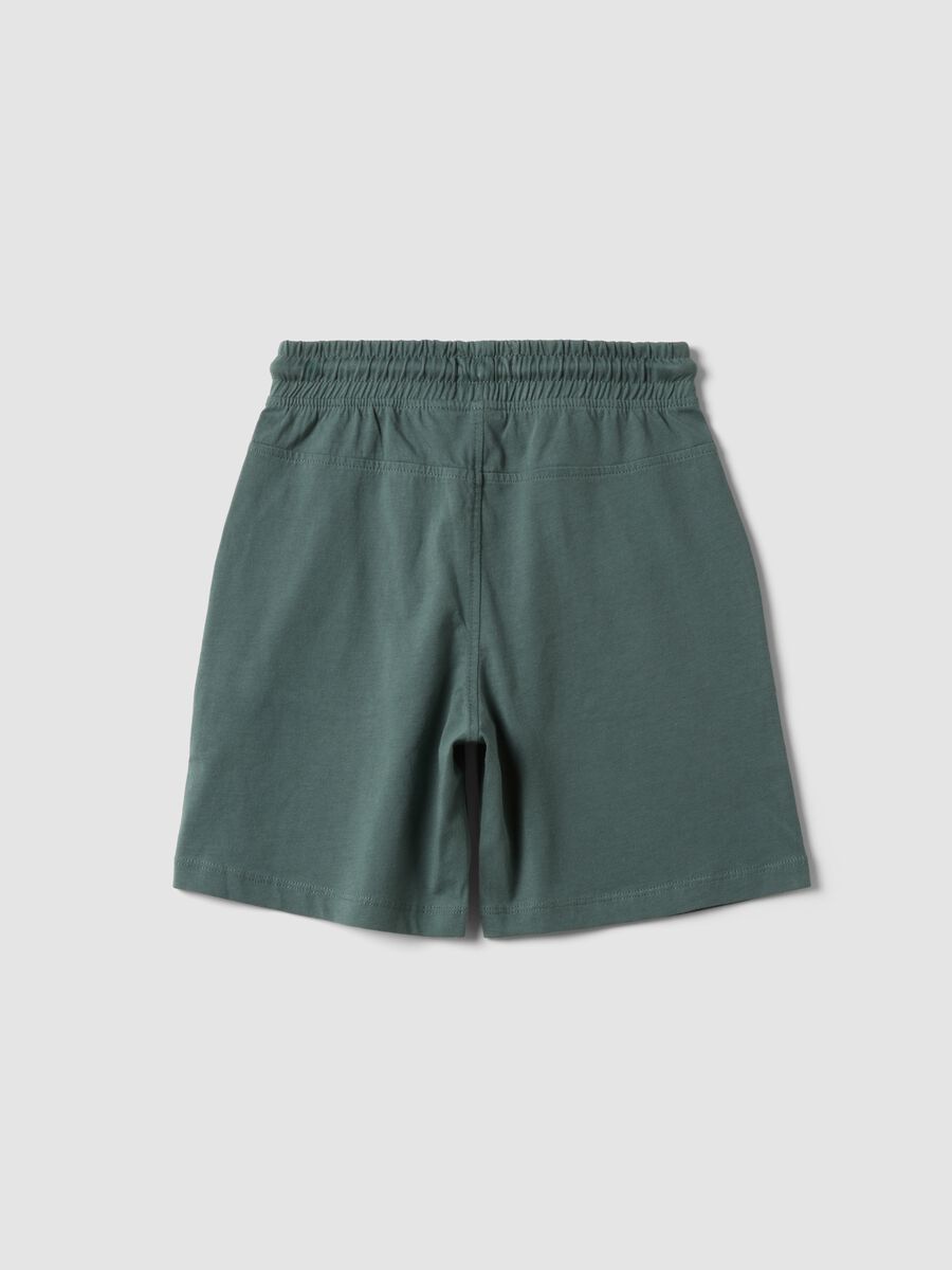 Pantal&oacute;n corto verde de algod&oacute;n org&aacute;nico con cintura el&aacute;stica_1