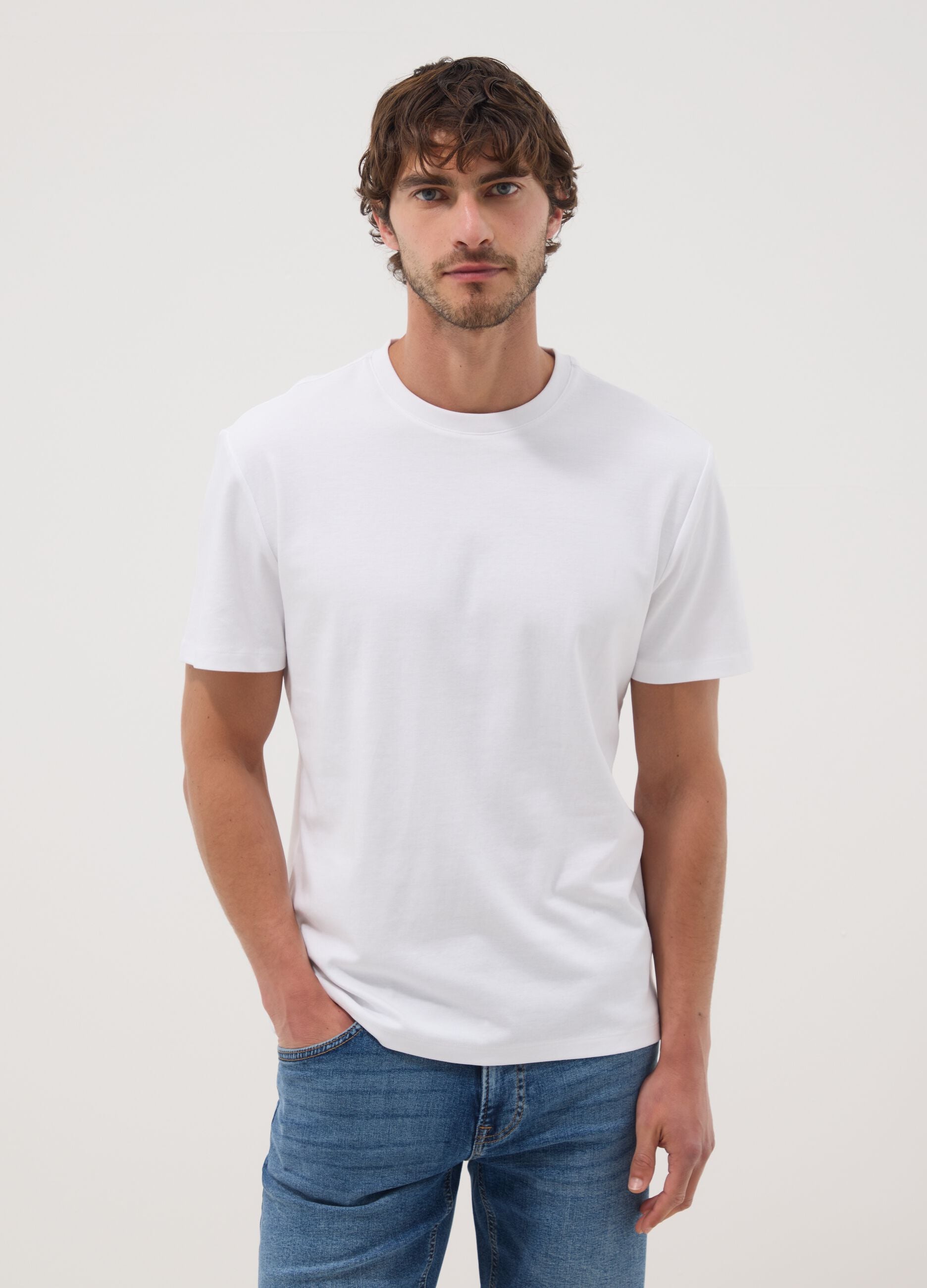 Weisses T-Shirt aus reiner Baumwolle