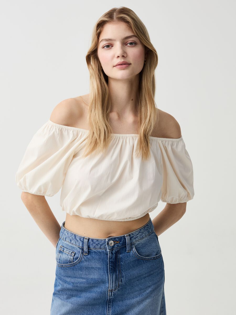 Crop top in cotton with bare shoulders_1