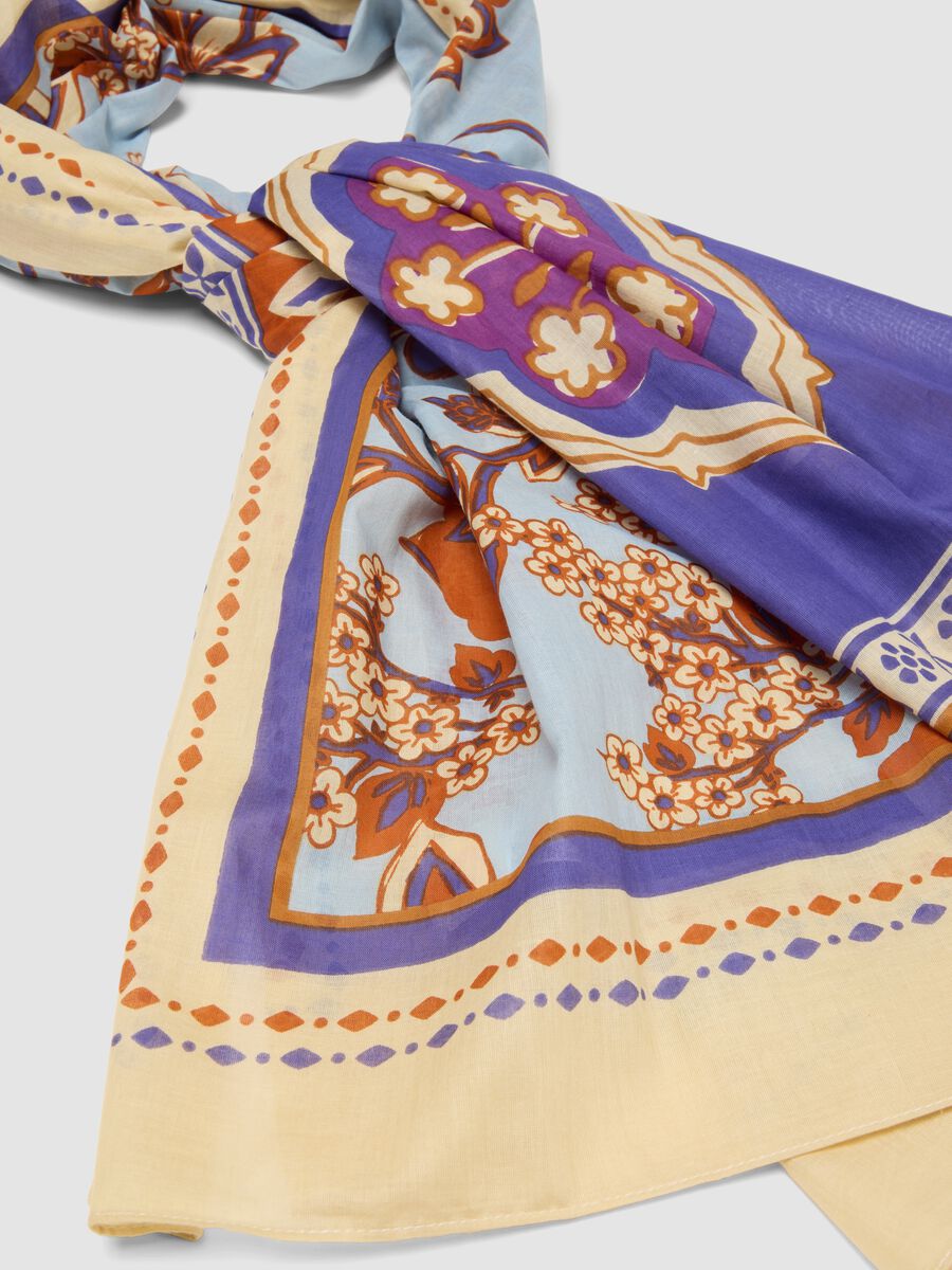 Pa&ntilde;uelo multicolor de algod&oacute;n puro con estampado floral_2