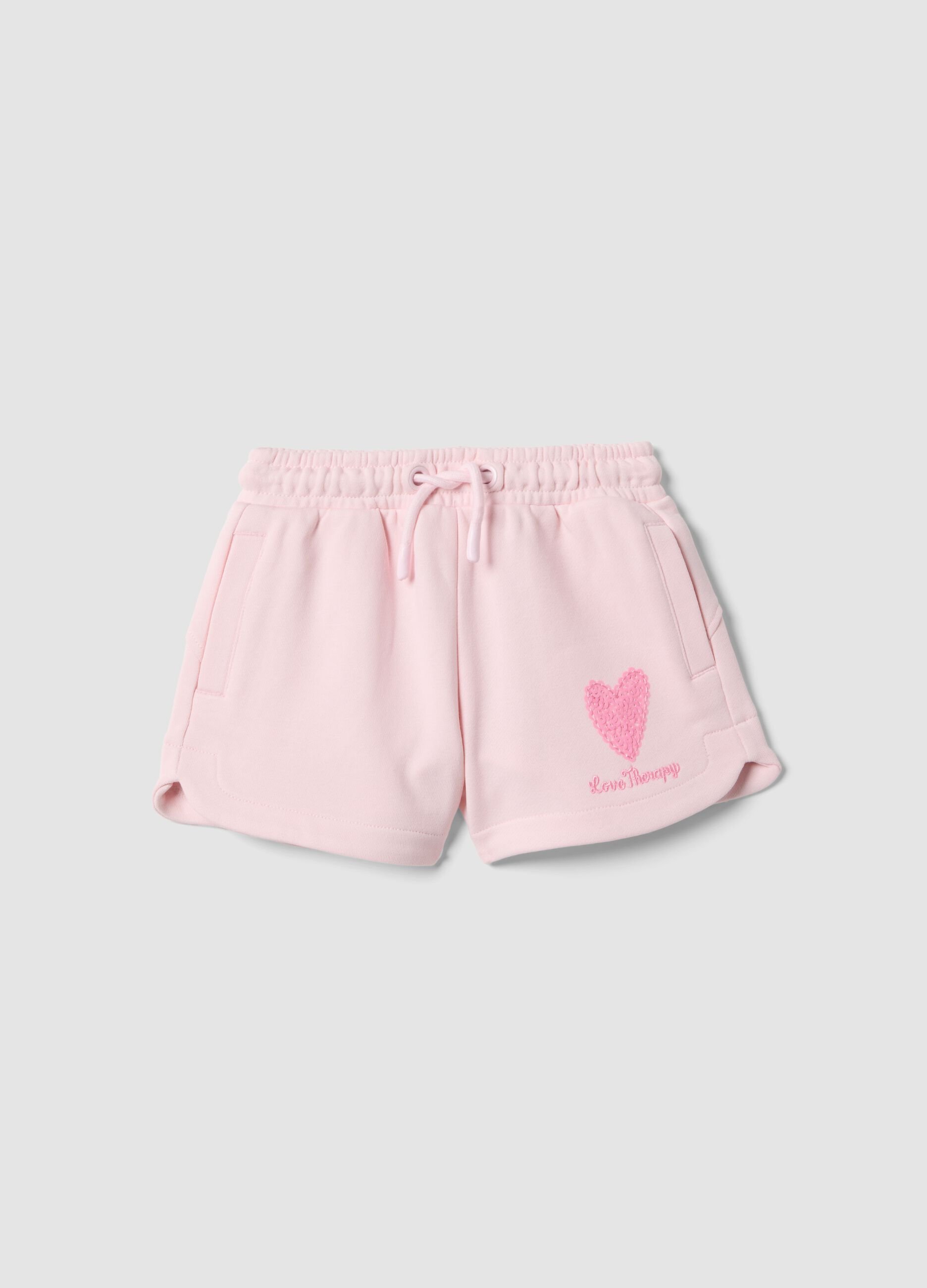 Girl's regular fit pink cotton blend shorts with heart