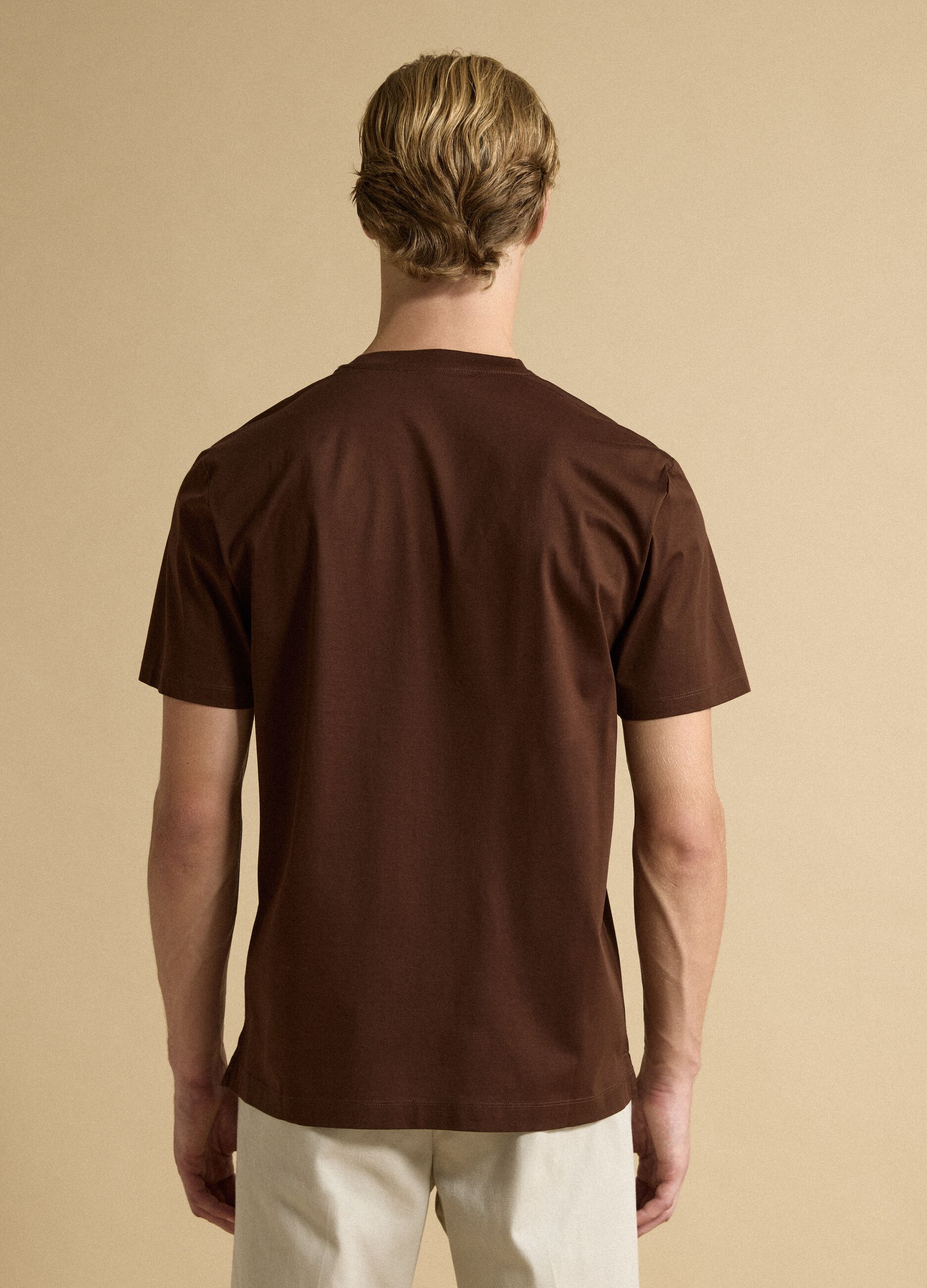 Brown pure cotton jersey T-shirt with relaxed fit crew neck