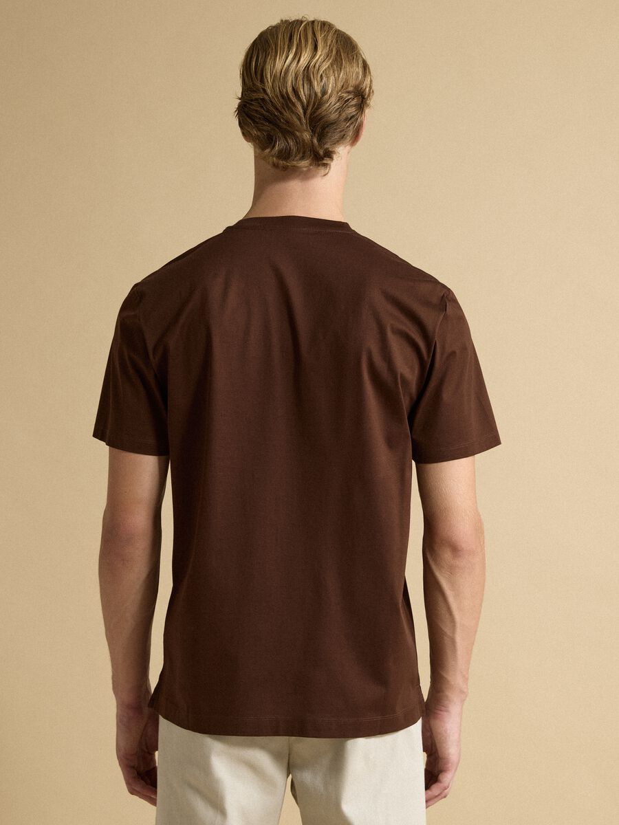 Brown pure cotton jersey T-shirt with relaxed fit crew neck_3