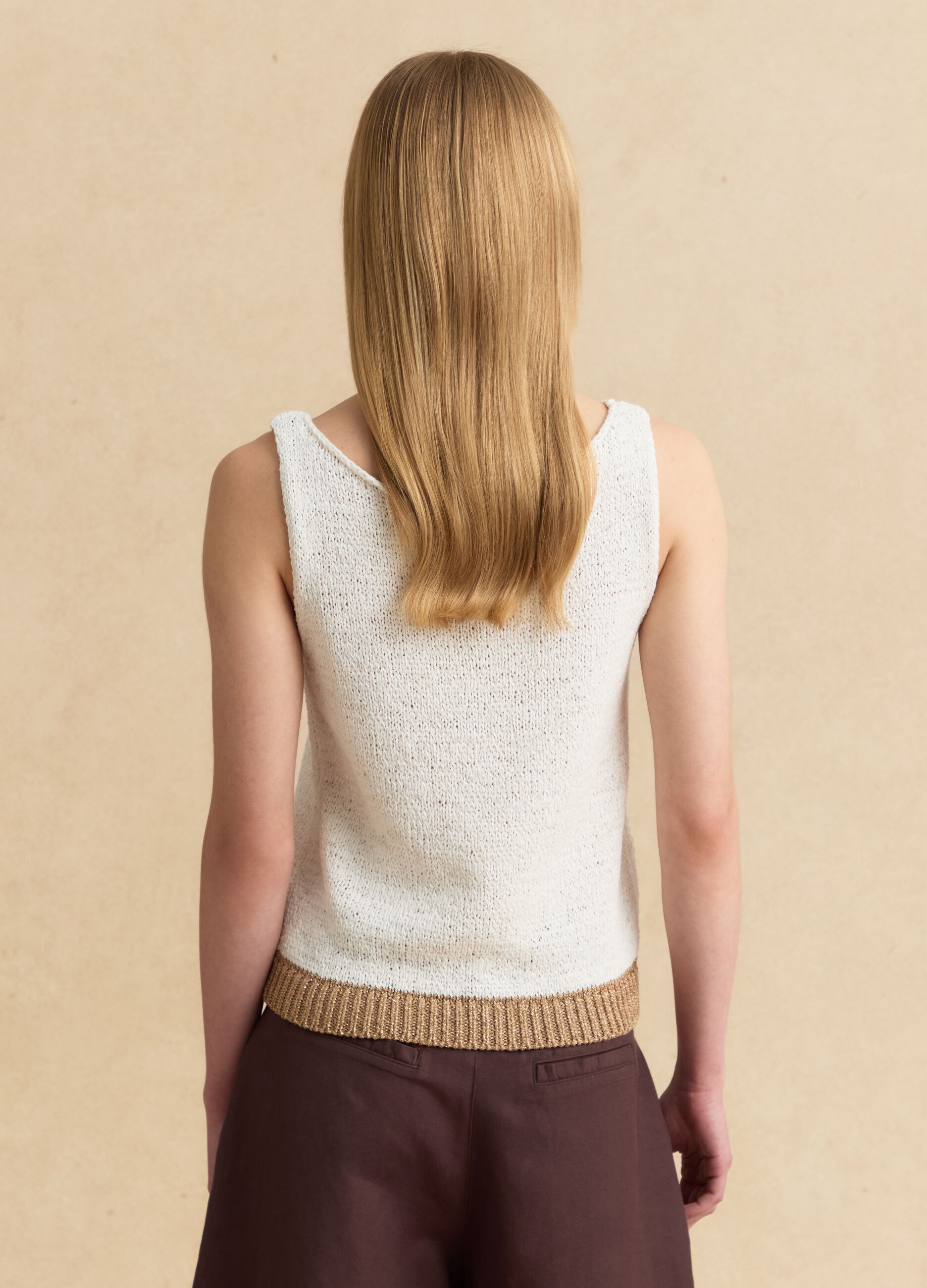 White cotton-blend top