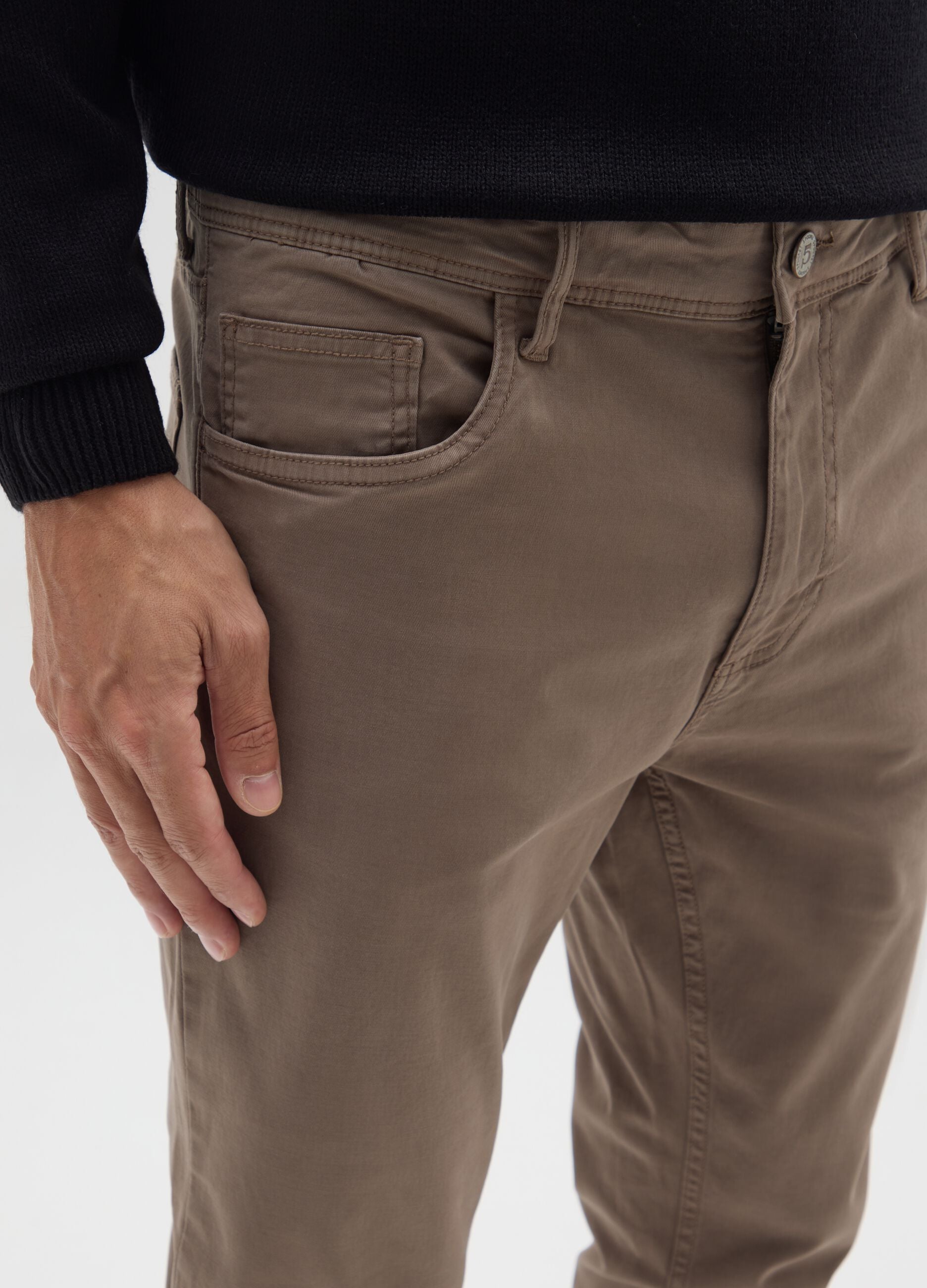 Cal&ccedil;as marrons skinny fit de algod&atilde;o el&aacute;stico