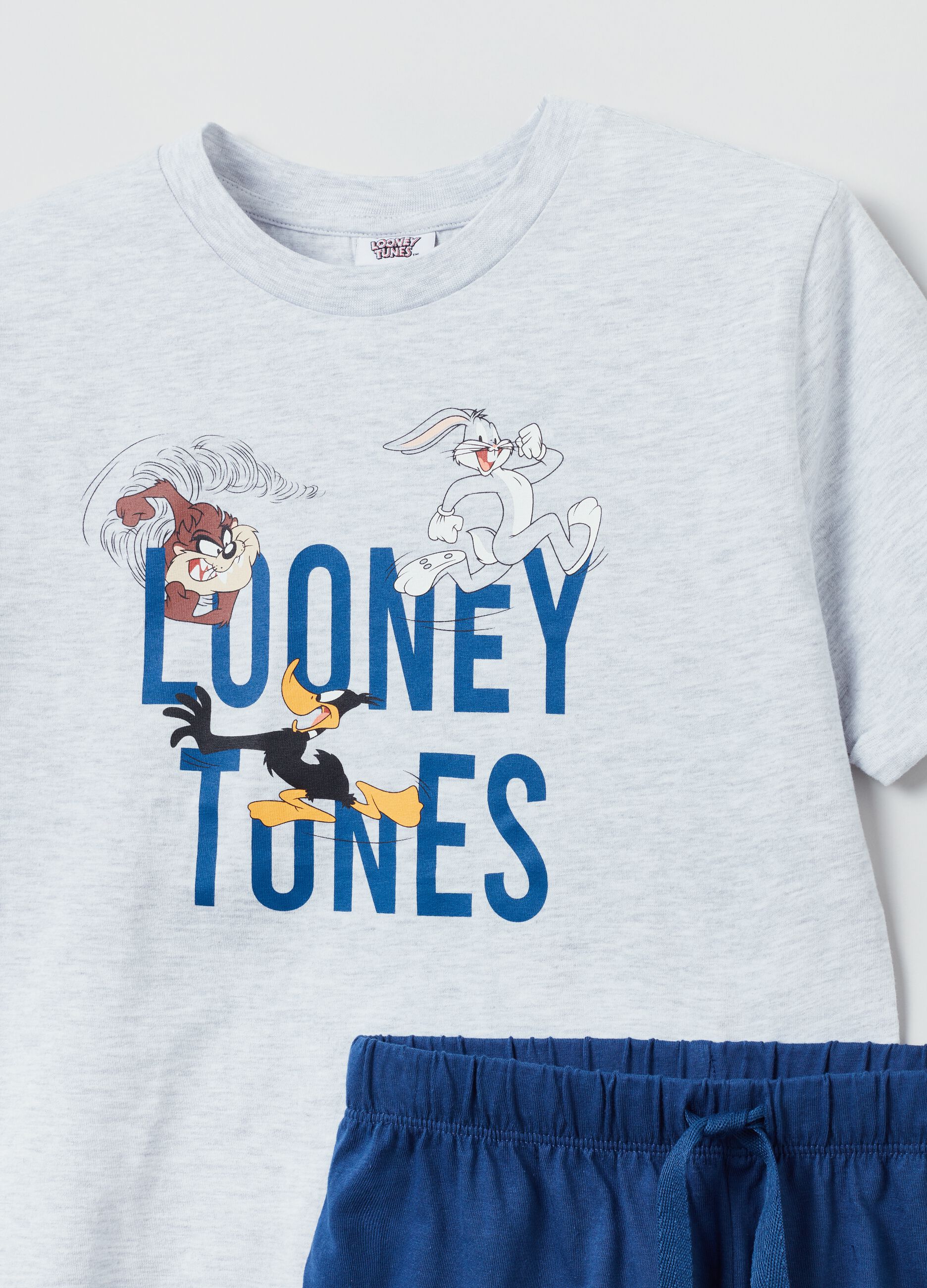Short pyjamas with Looney Tunes print