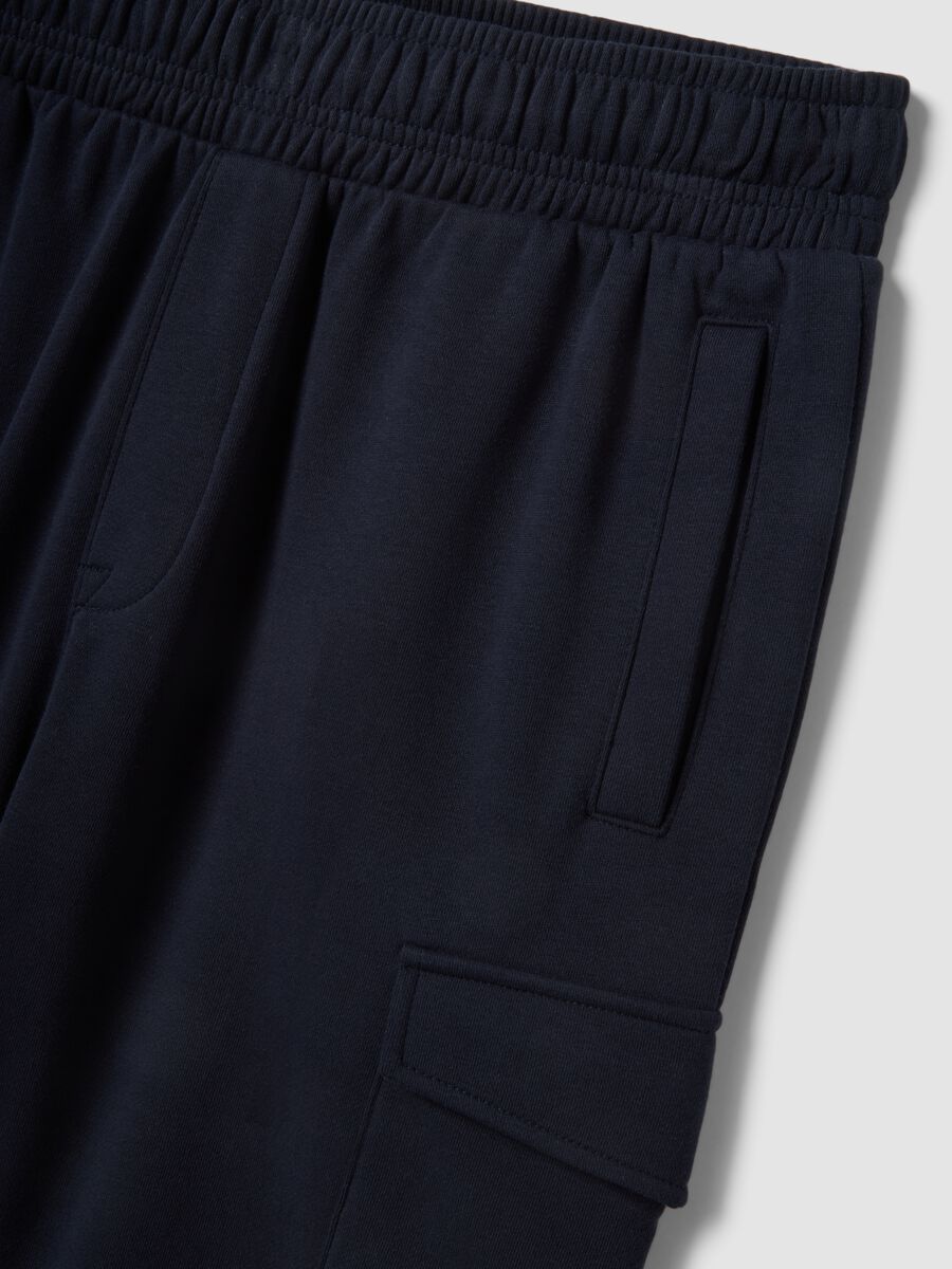 Black cotton-blend cargo Bermuda shorts_5